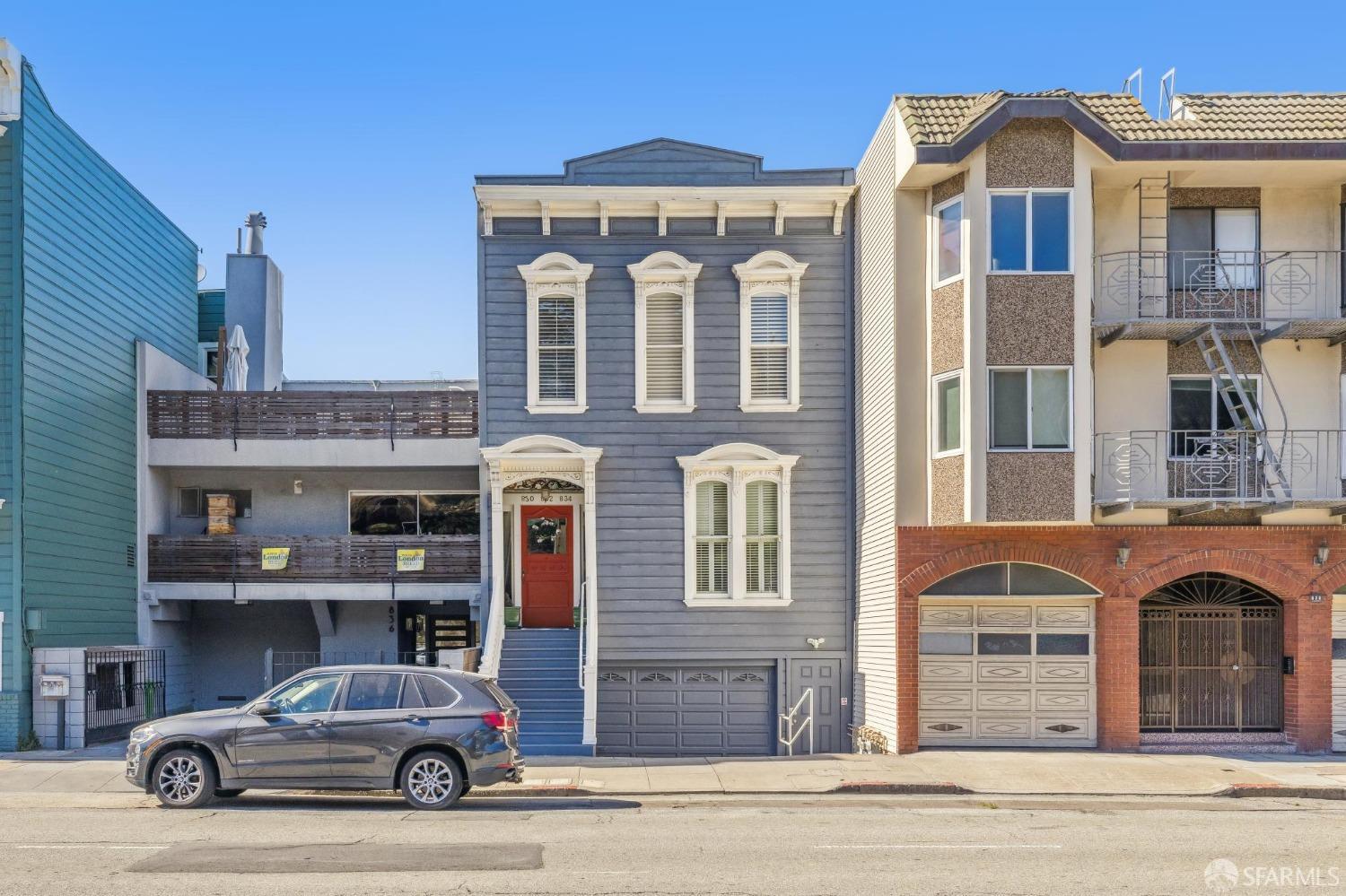 832 Bay Street