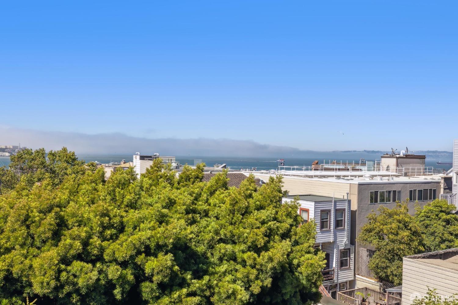 832 Bay Street