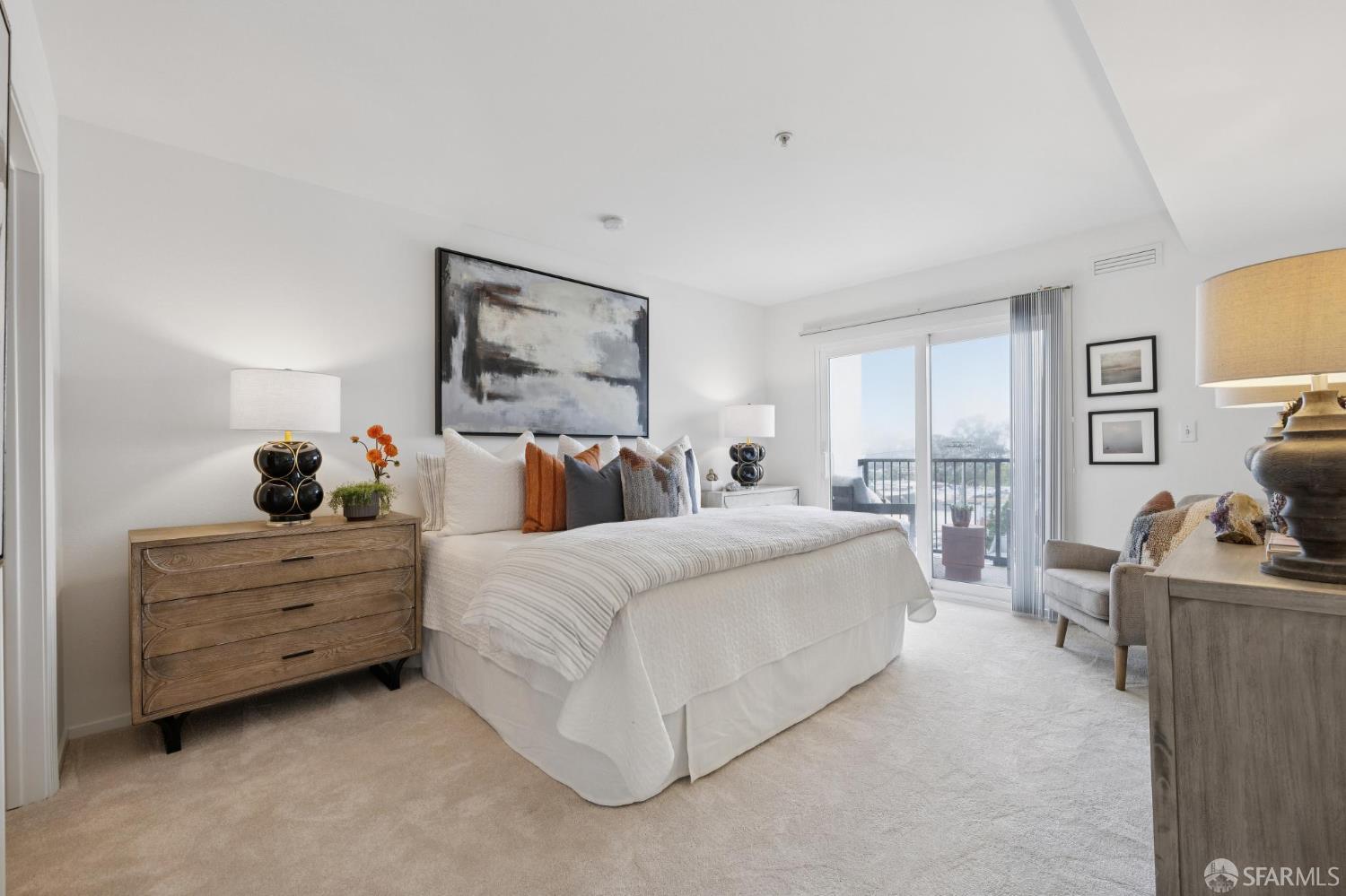 8400 Oceanview Terrace # 305