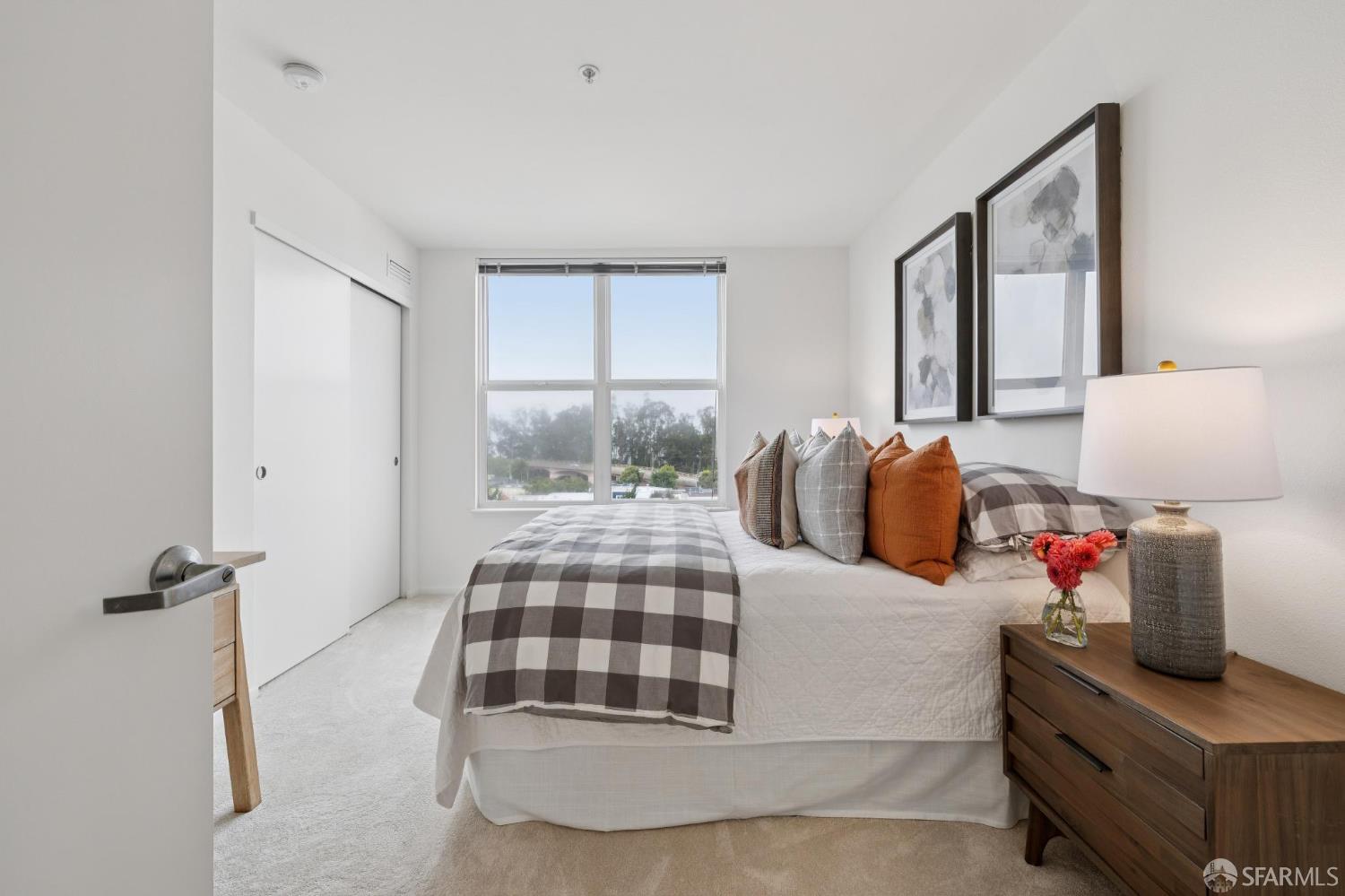 8400 Oceanview Terrace # 305