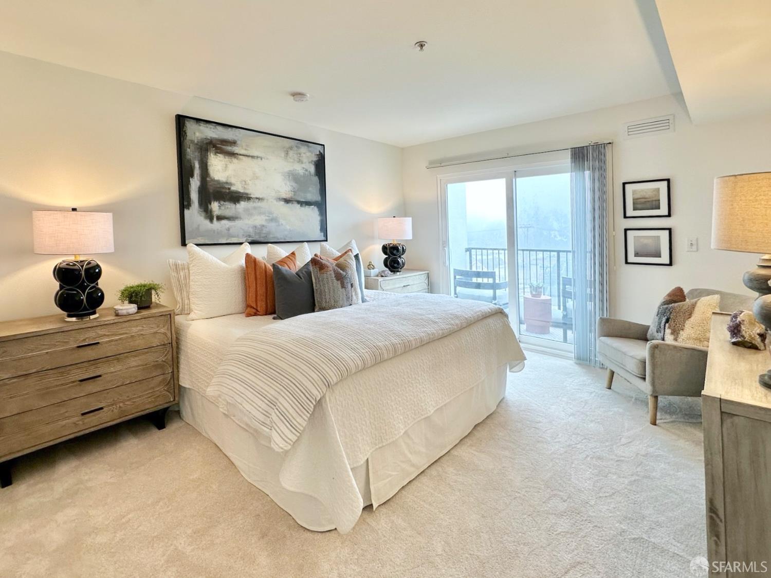8400 Oceanview Terrace # 305