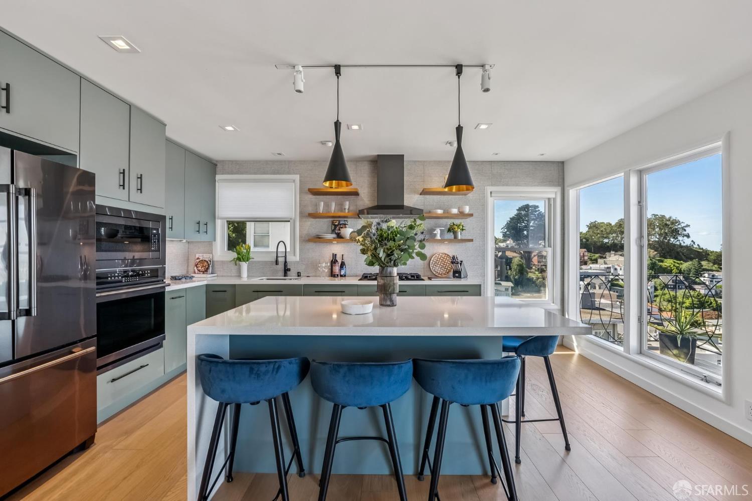 160 Graystone Terrace # 9