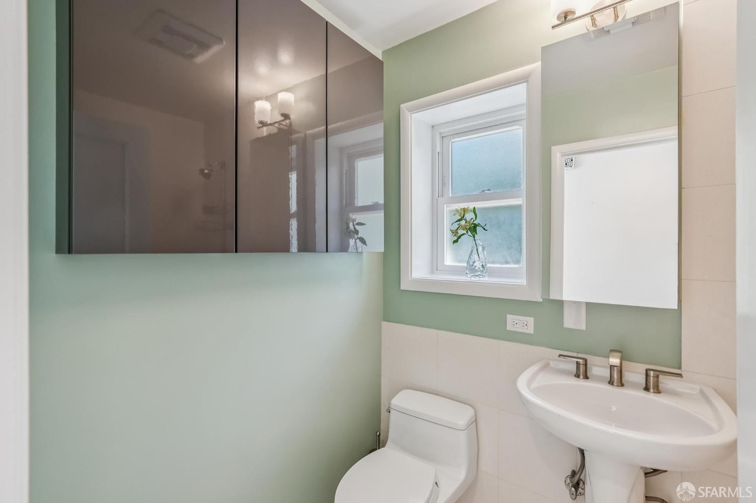 160 Graystone Terrace # 9