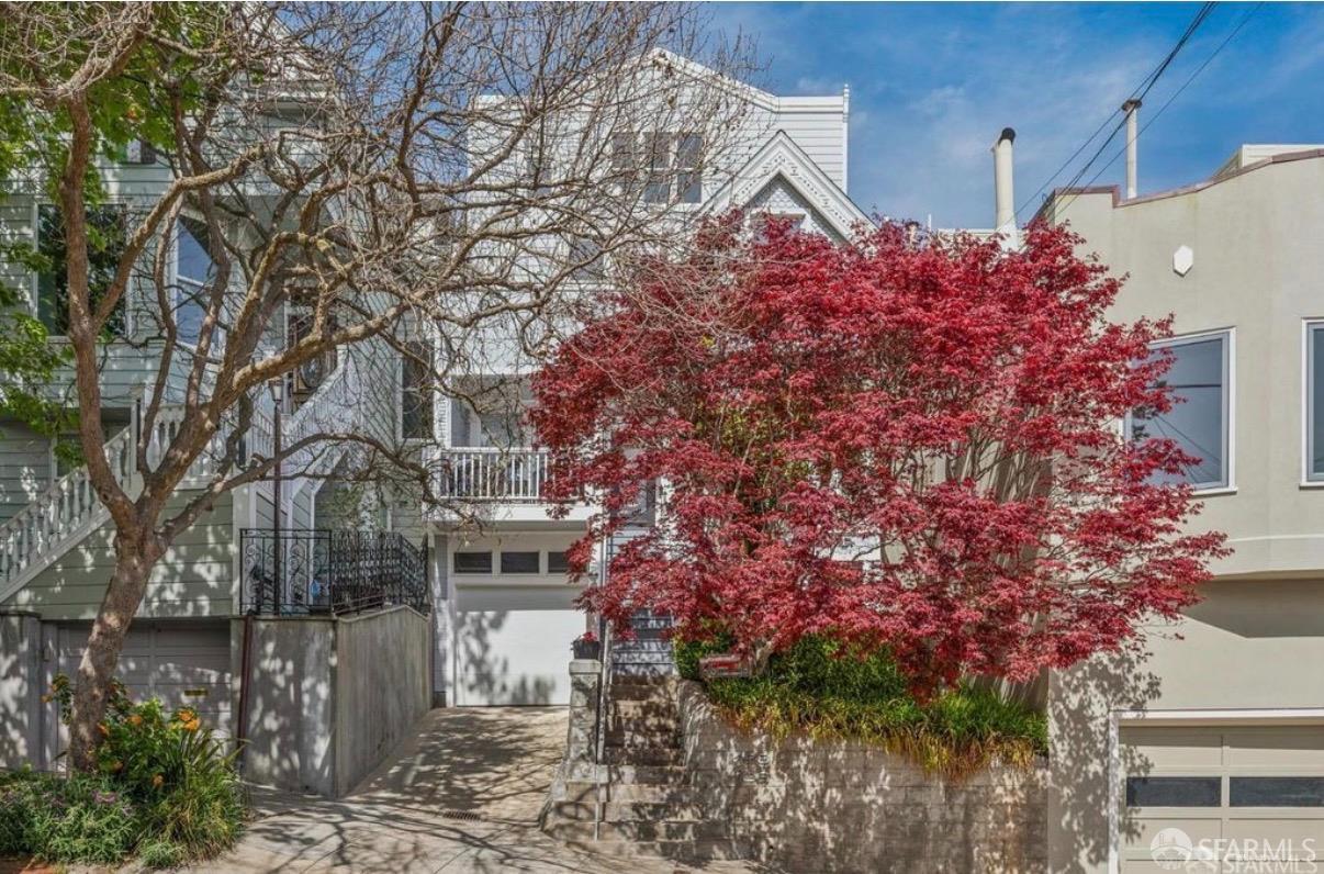 138 Saturn Street
