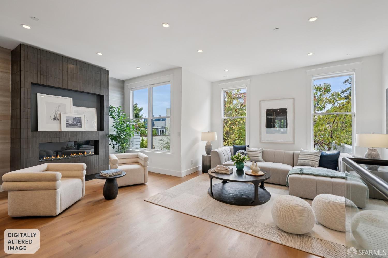 837 S Van Ness Avenue