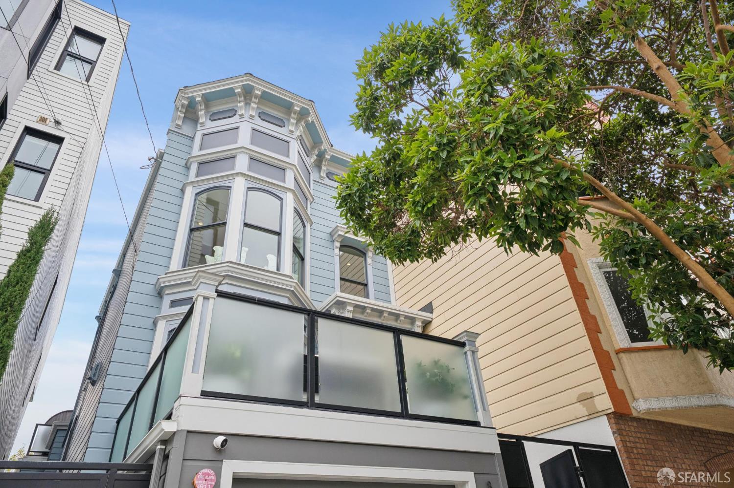 837 S Van Ness Avenue