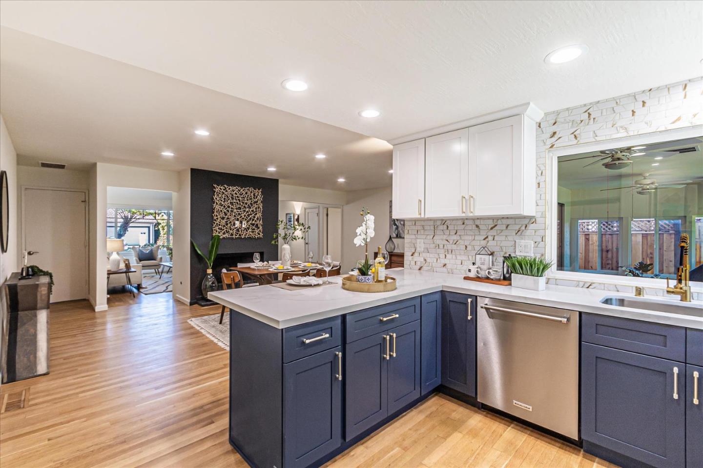 4736 Calle De Lucia