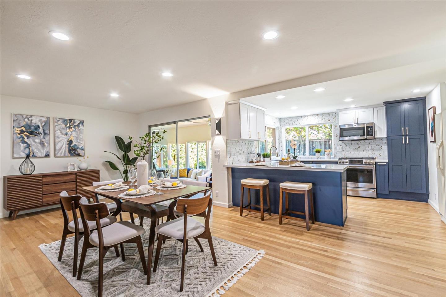 4736 Calle De Lucia