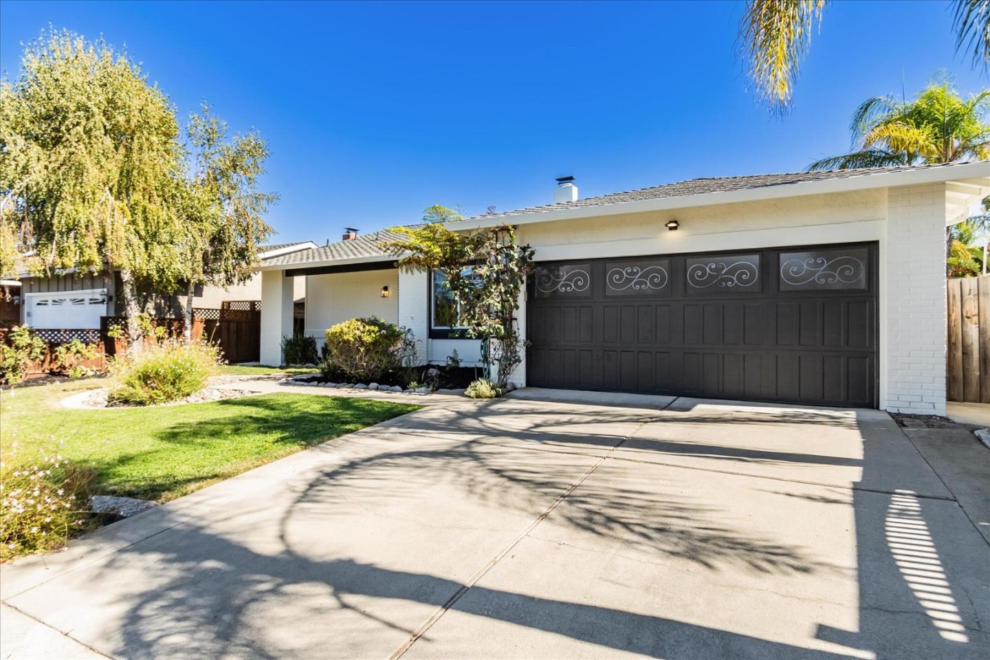 4736 Calle De Lucia