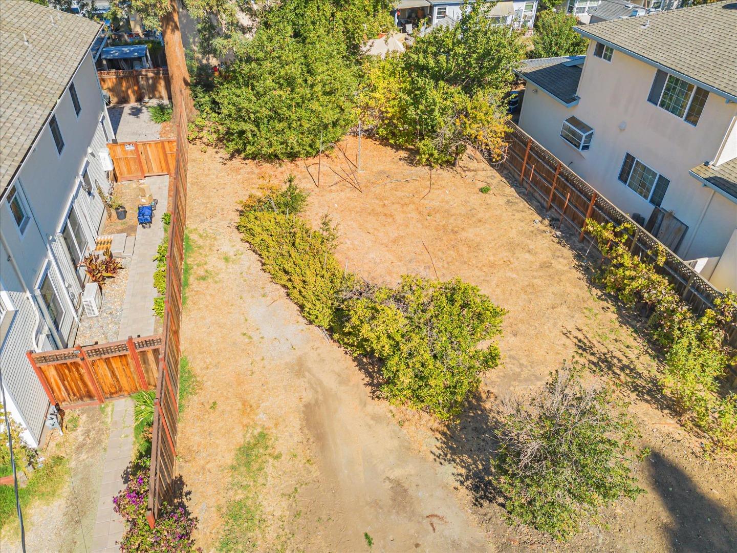 55 Orchard Ave