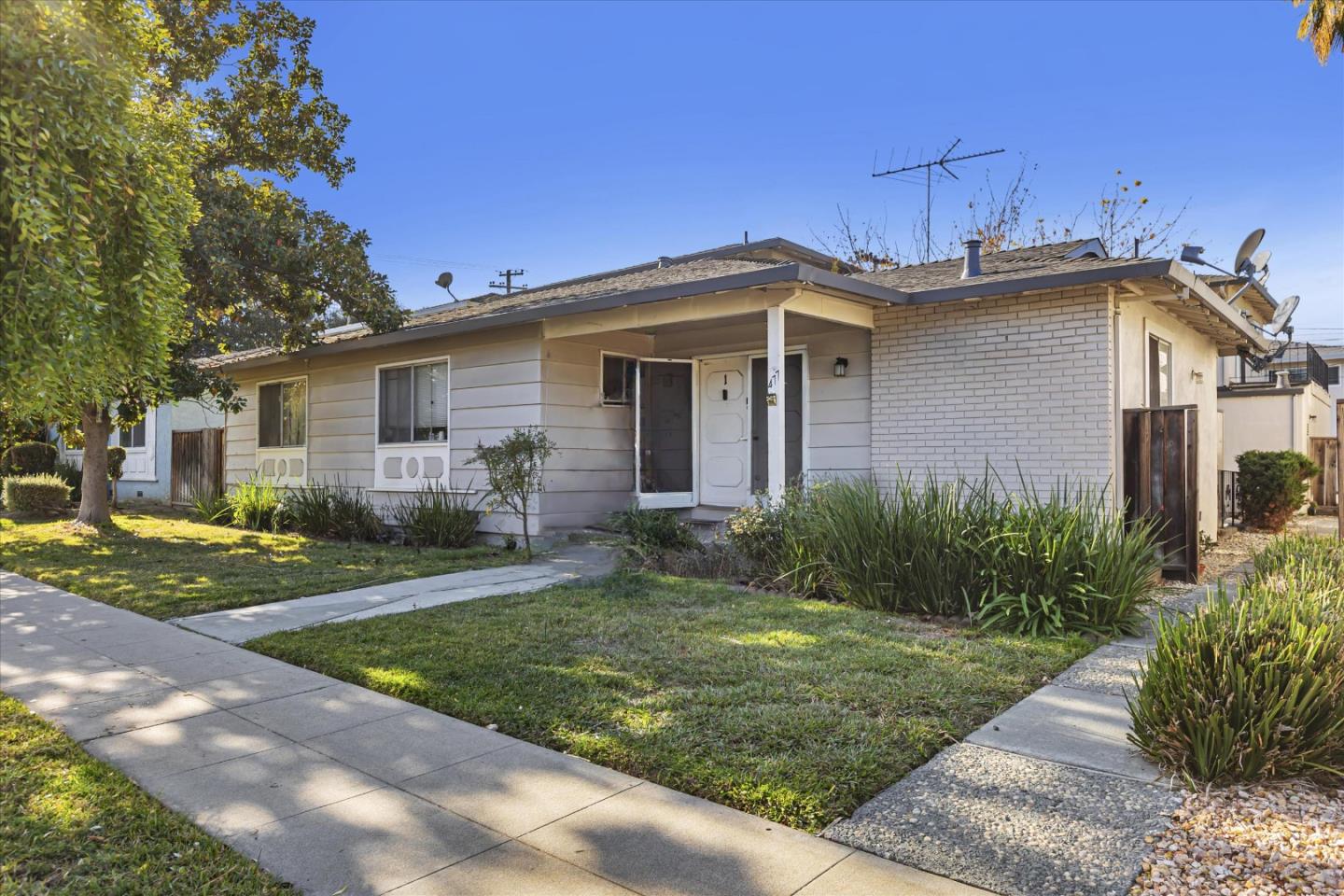 477 Greendale Way