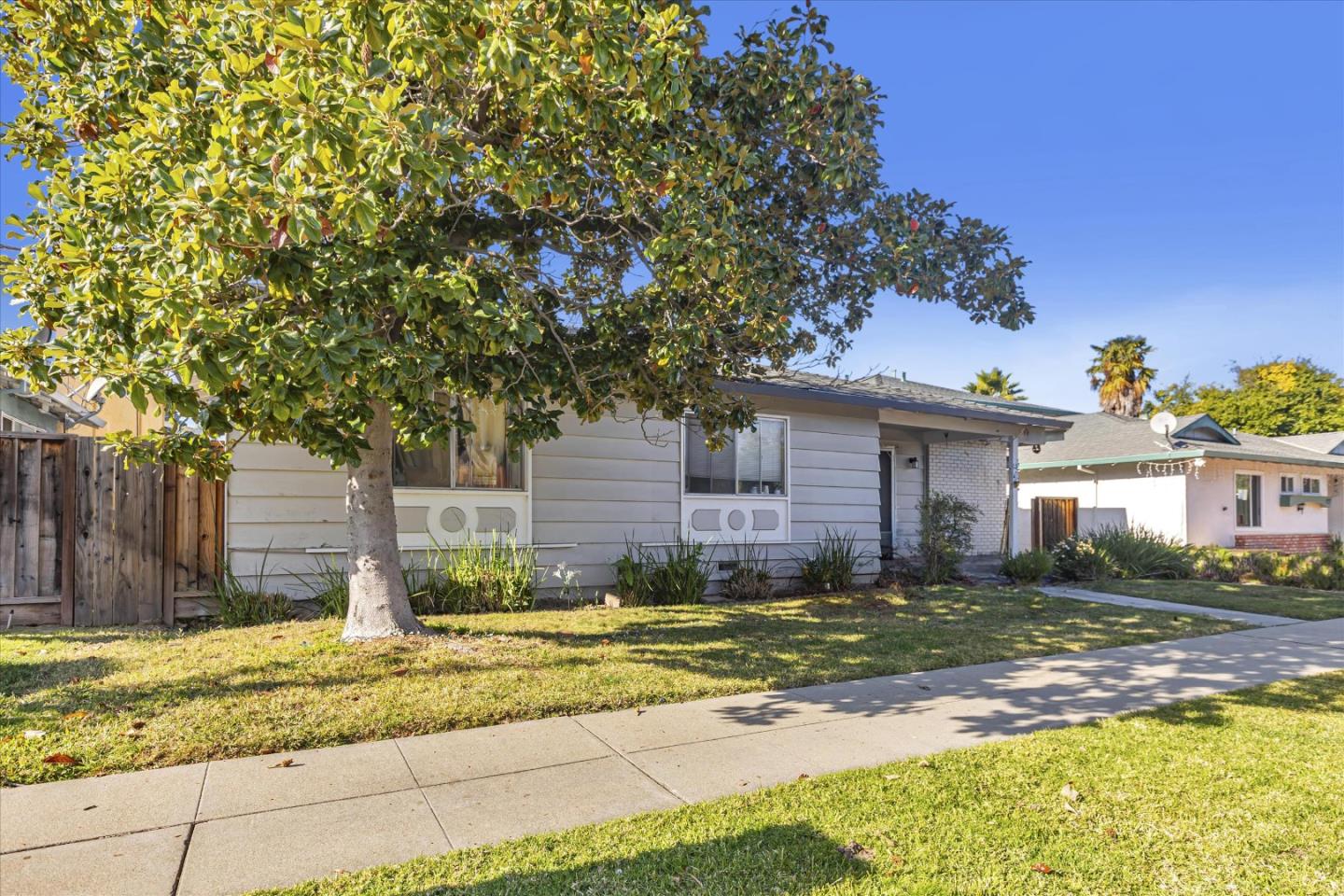 477 Greendale Way