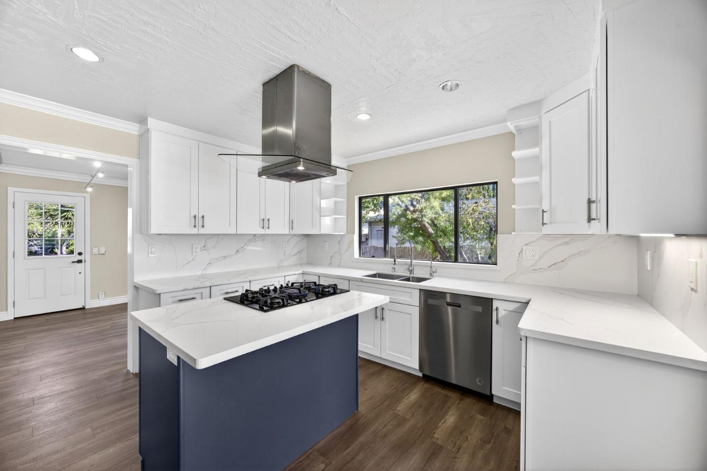 38538 Tyson Lane
