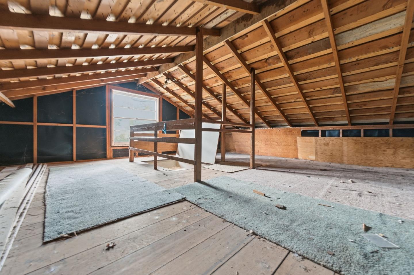 1698 Cordilleras Road