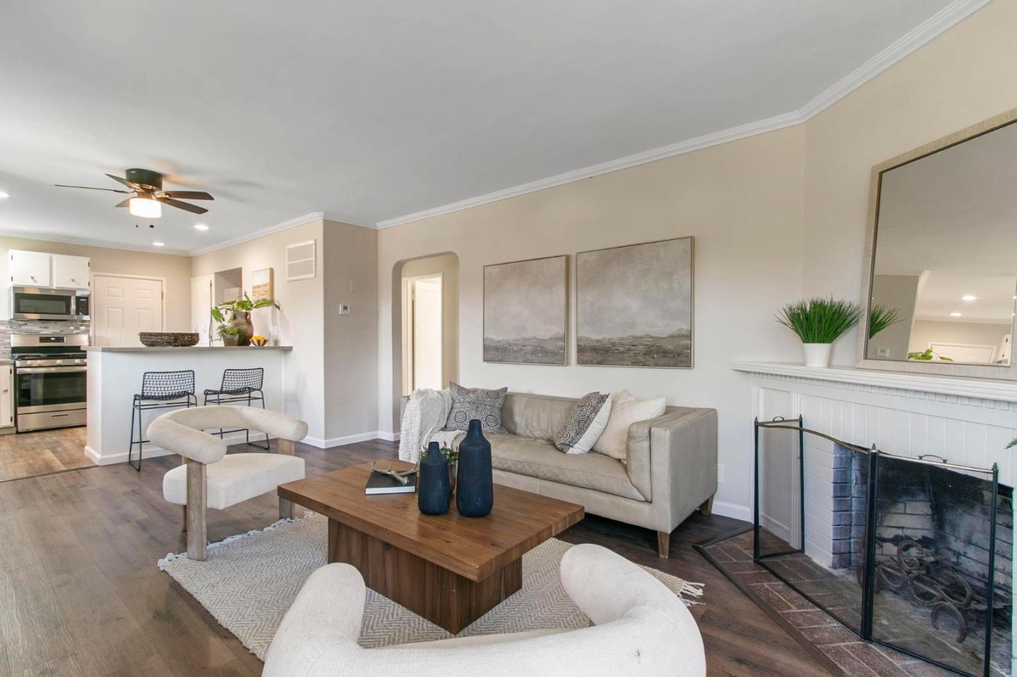 2755 AVE