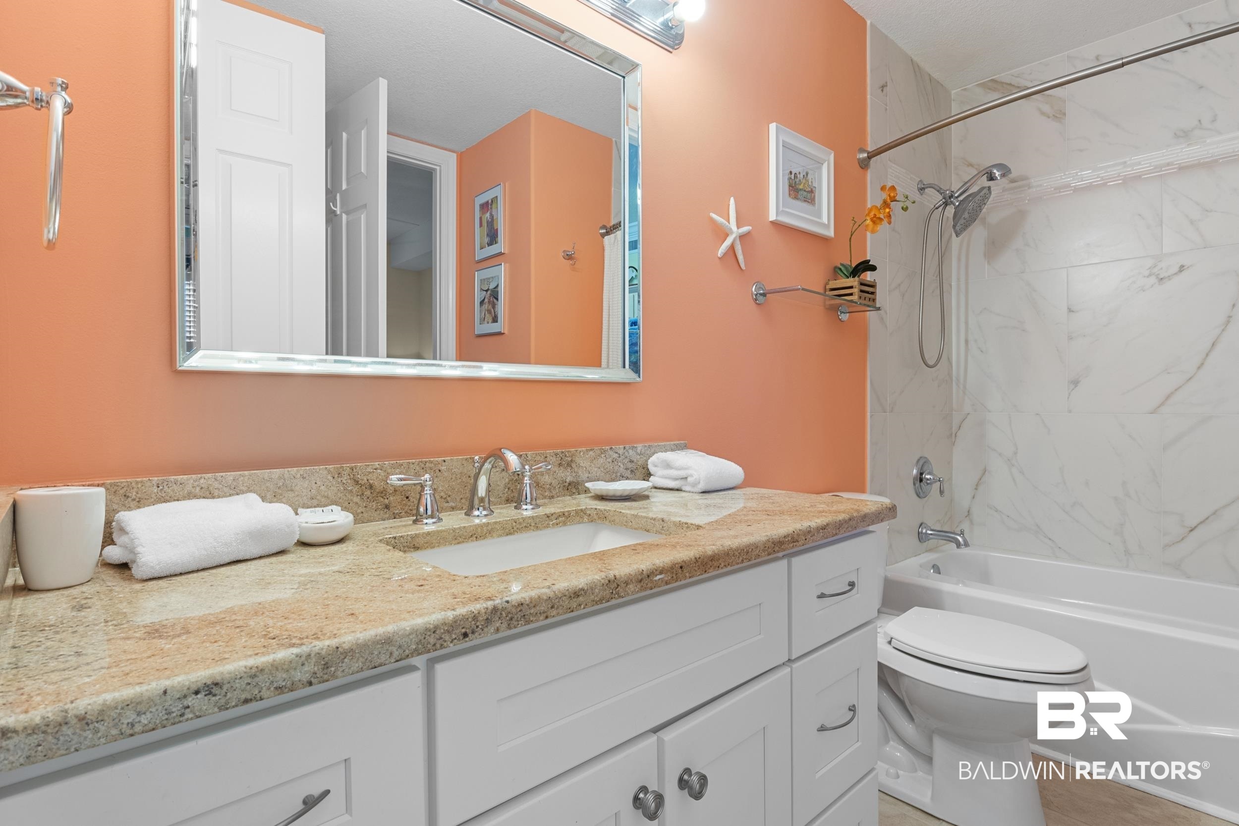 809 W Beach Boulevard # 304 Unit: P-304