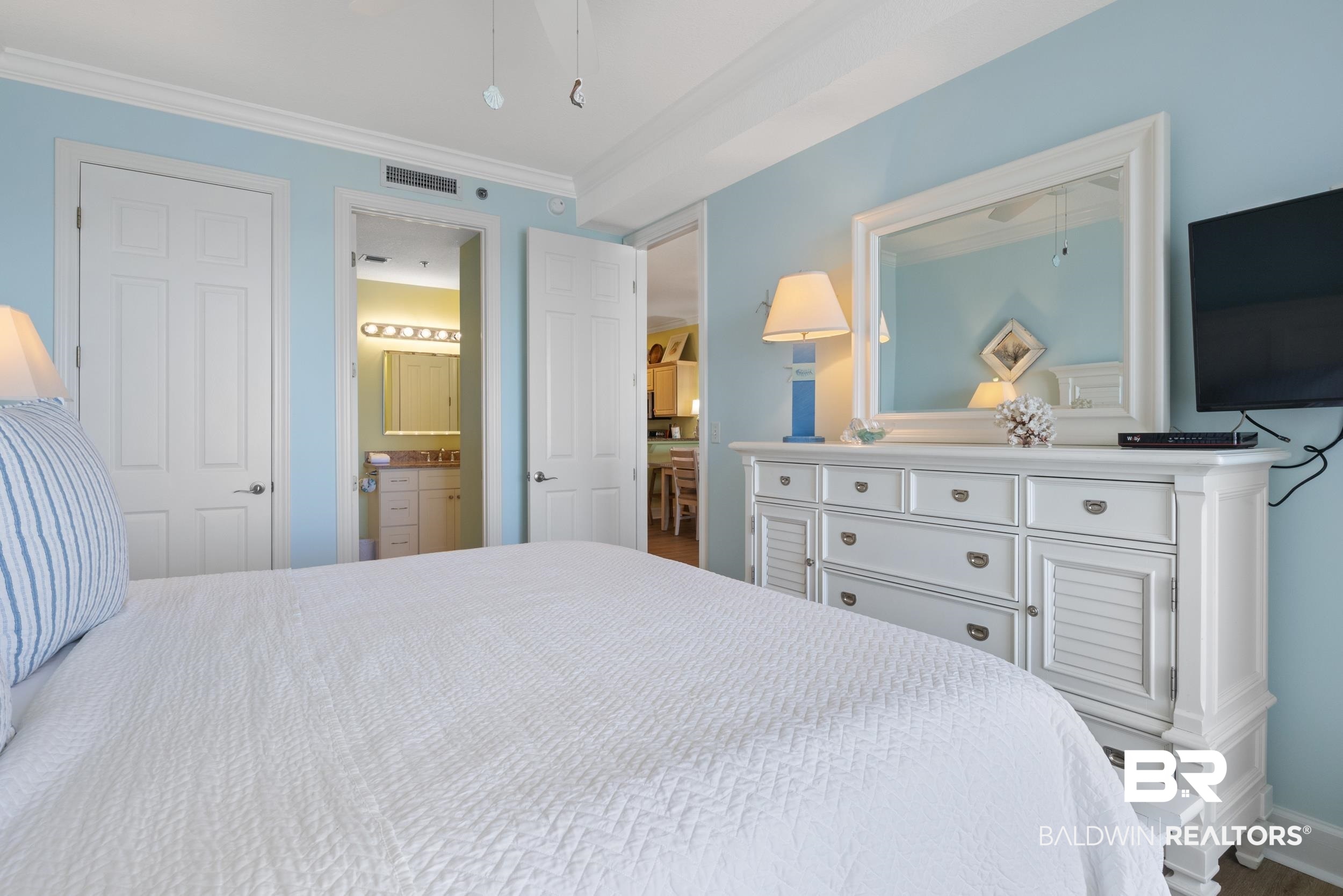 809 W Beach Boulevard # 304 Unit: P-304