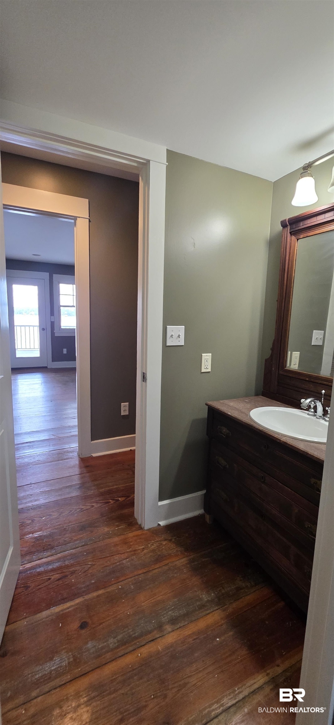 544 S Windmill Ridge Road