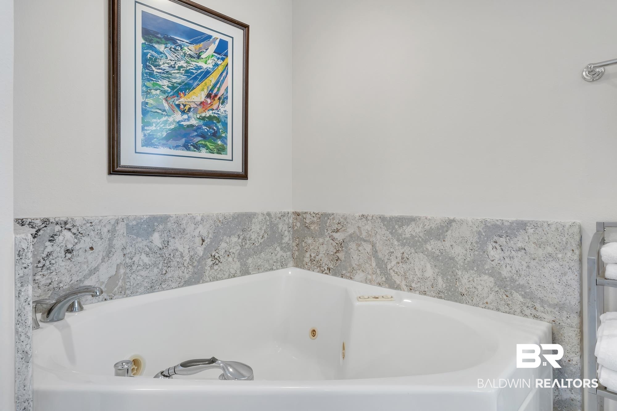 527 E Beach Boulevard # 901
