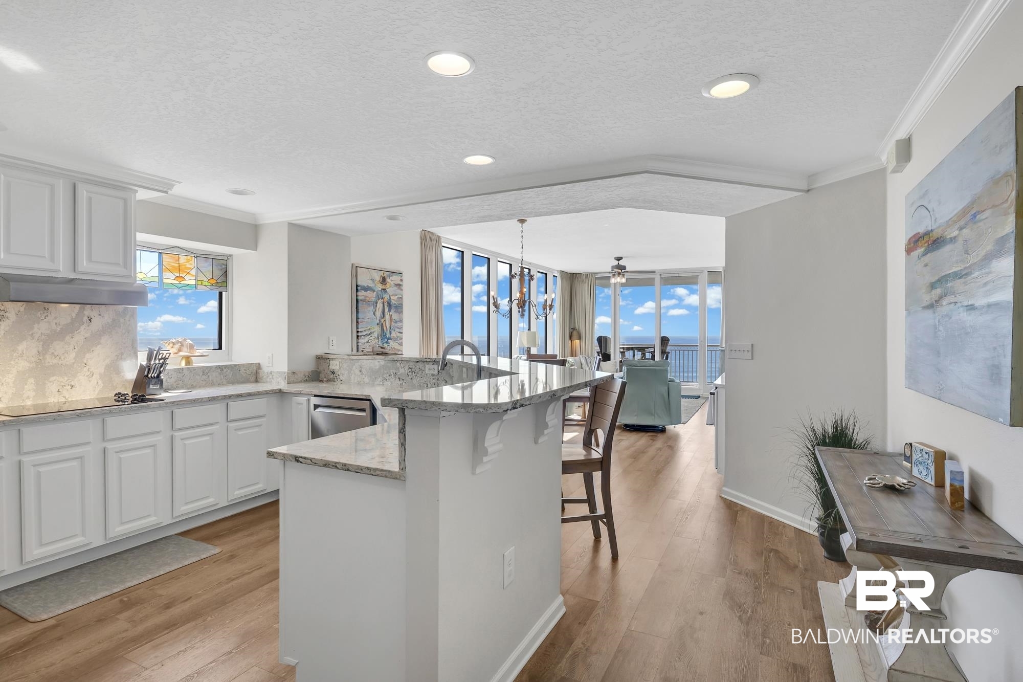527 E Beach Boulevard # 901