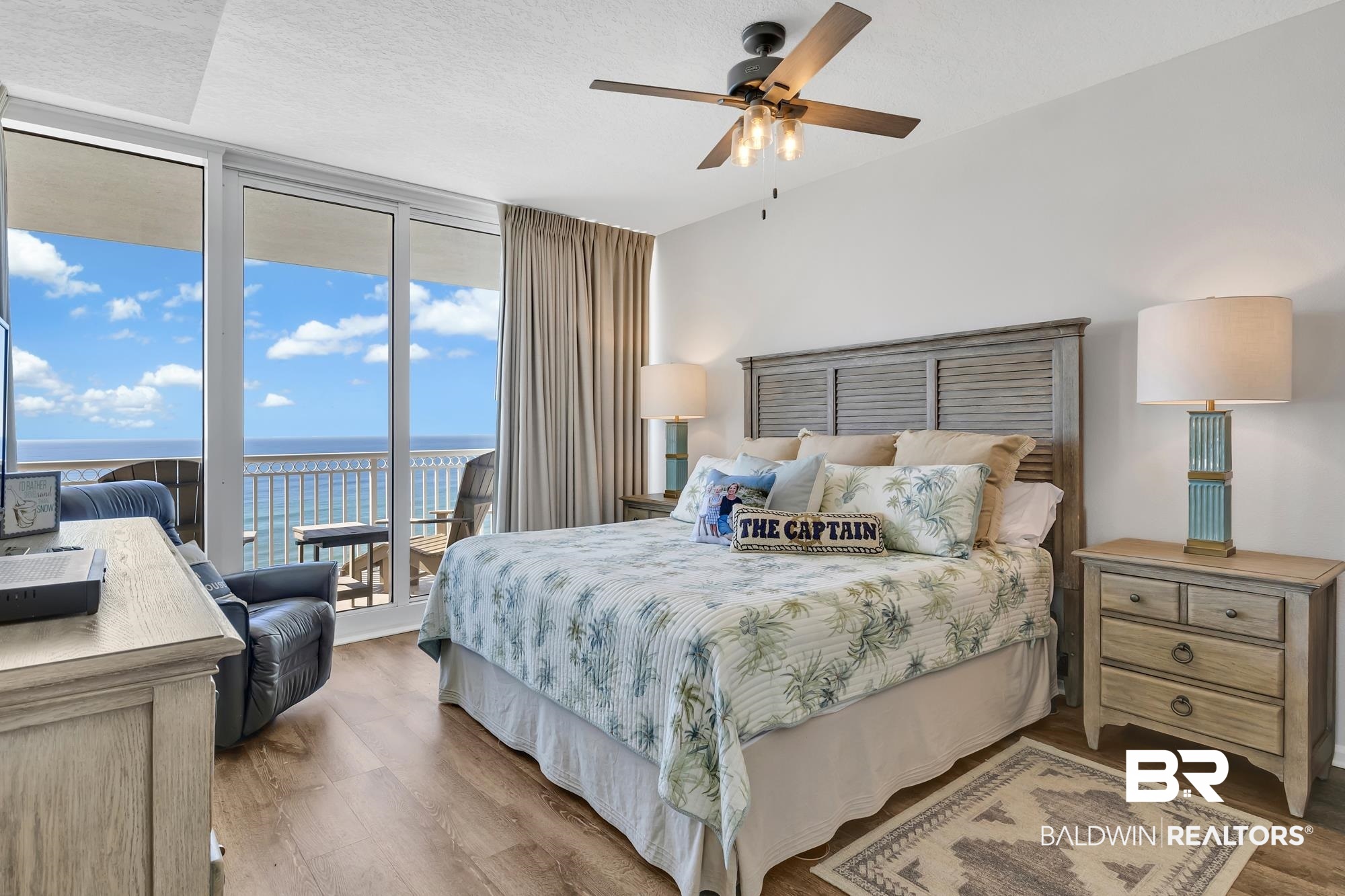 527 E Beach Boulevard # 901