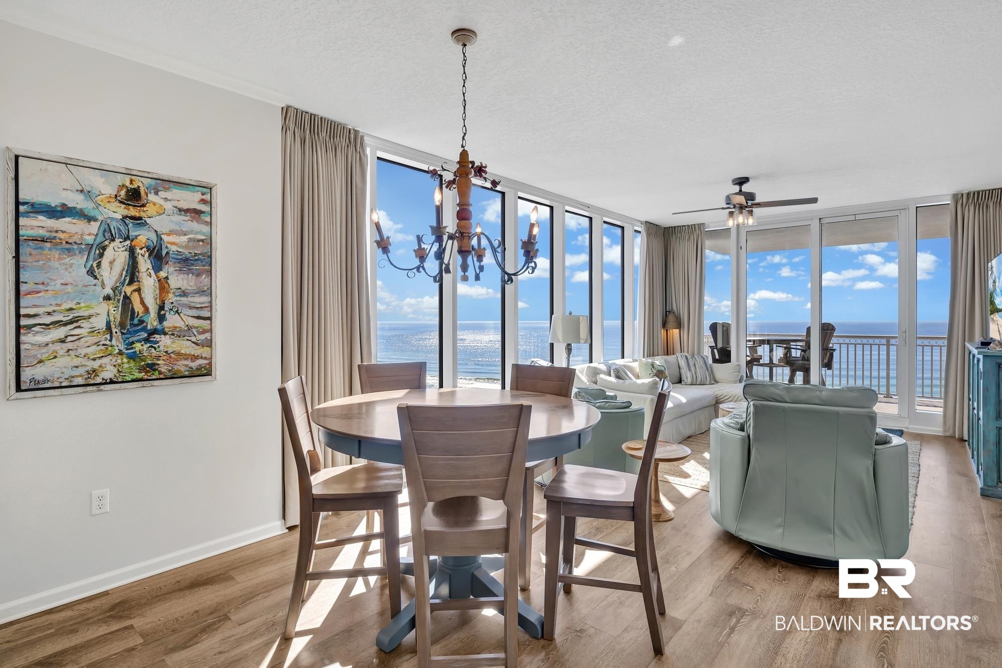 527 E Beach Boulevard # 901