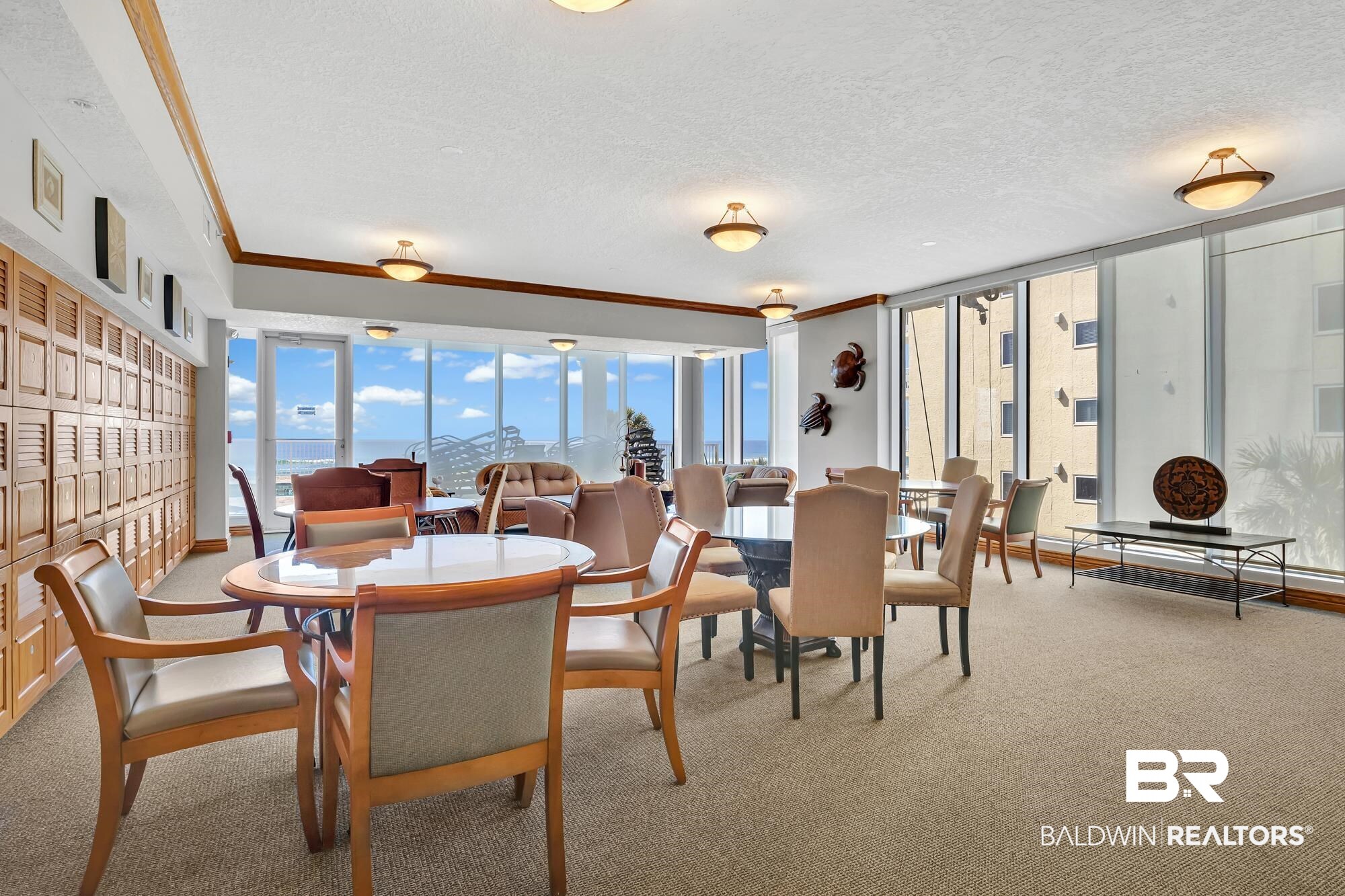 527 E Beach Boulevard # 901