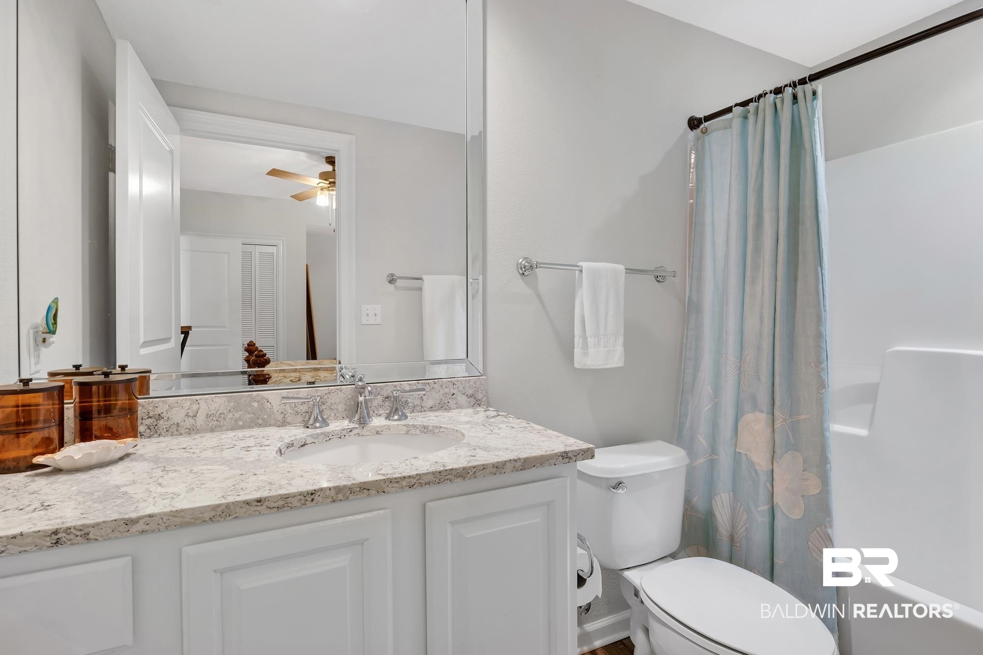 527 E Beach Boulevard # 901
