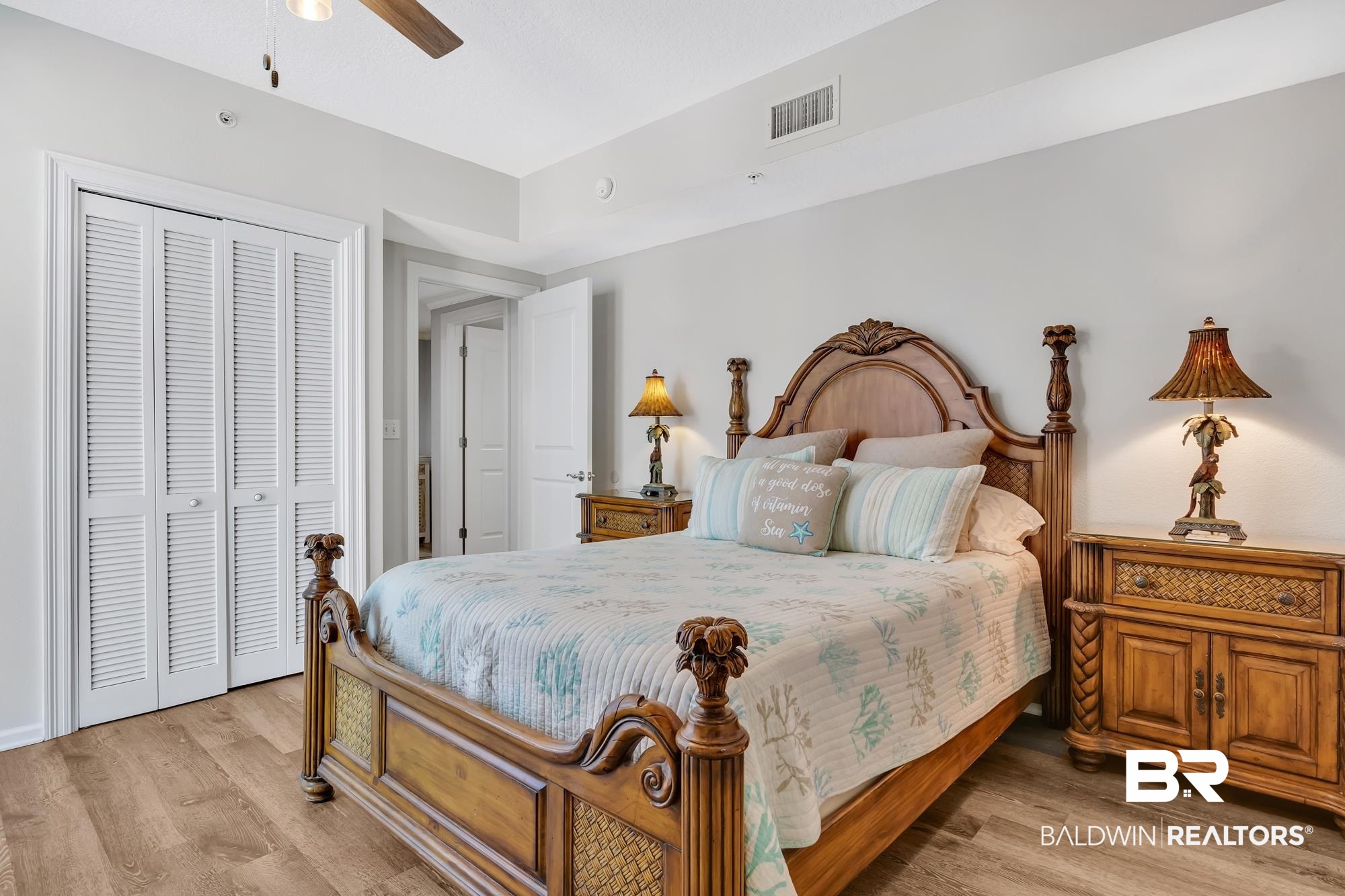 527 E Beach Boulevard # 901