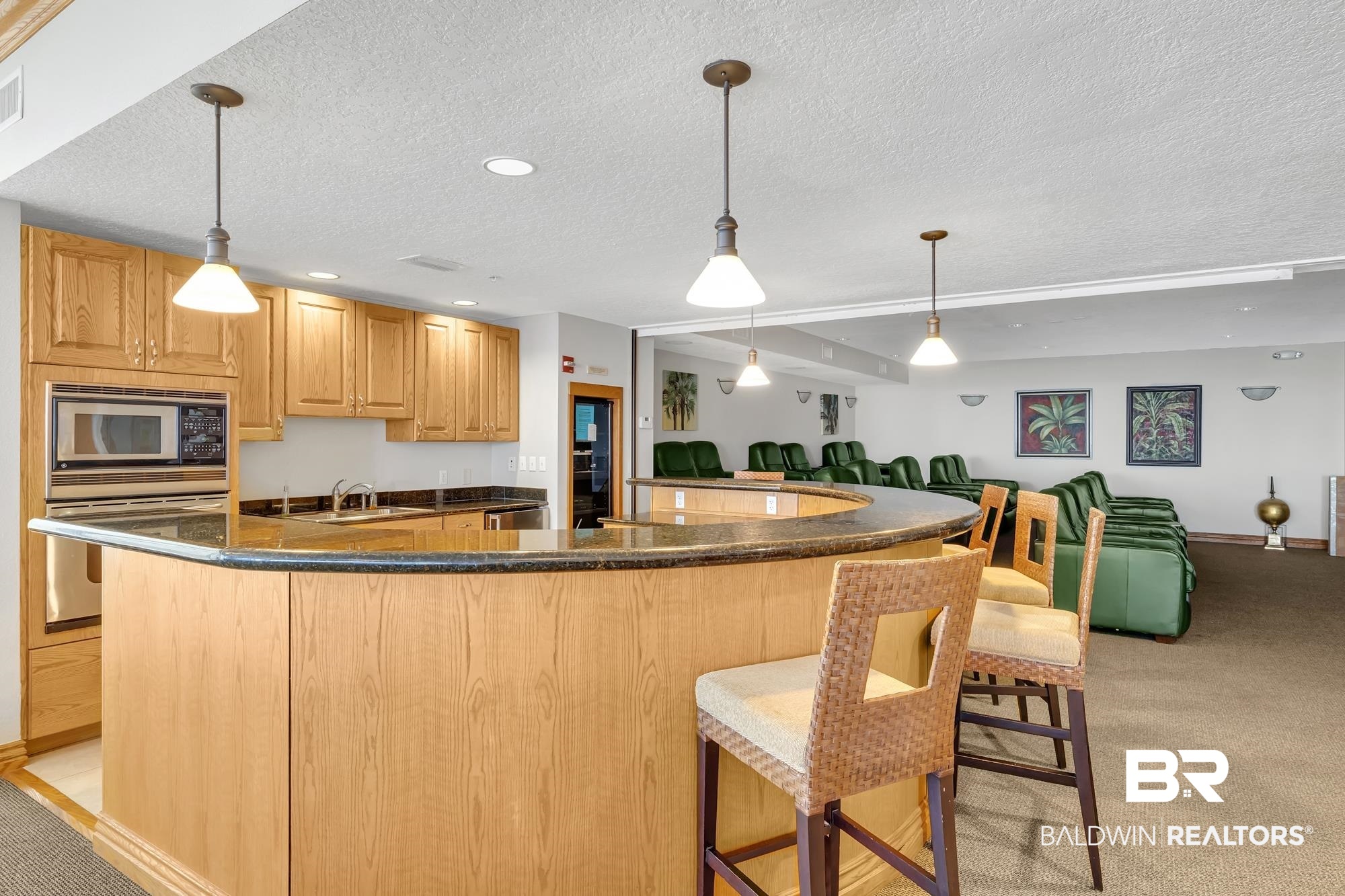 527 E Beach Boulevard # 901