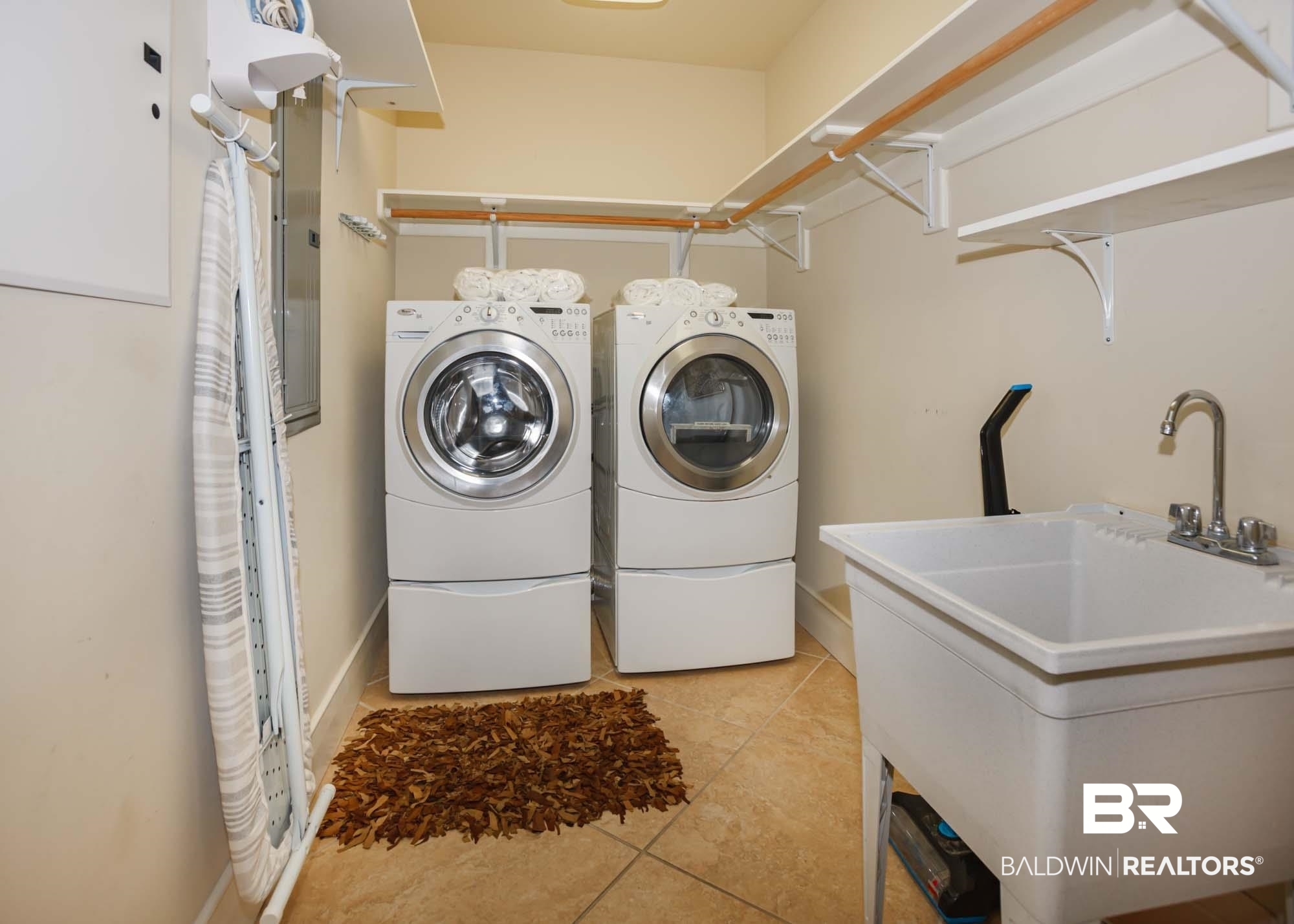 26302 Perdido Beach Boulevard # 704 Unit: D-704
