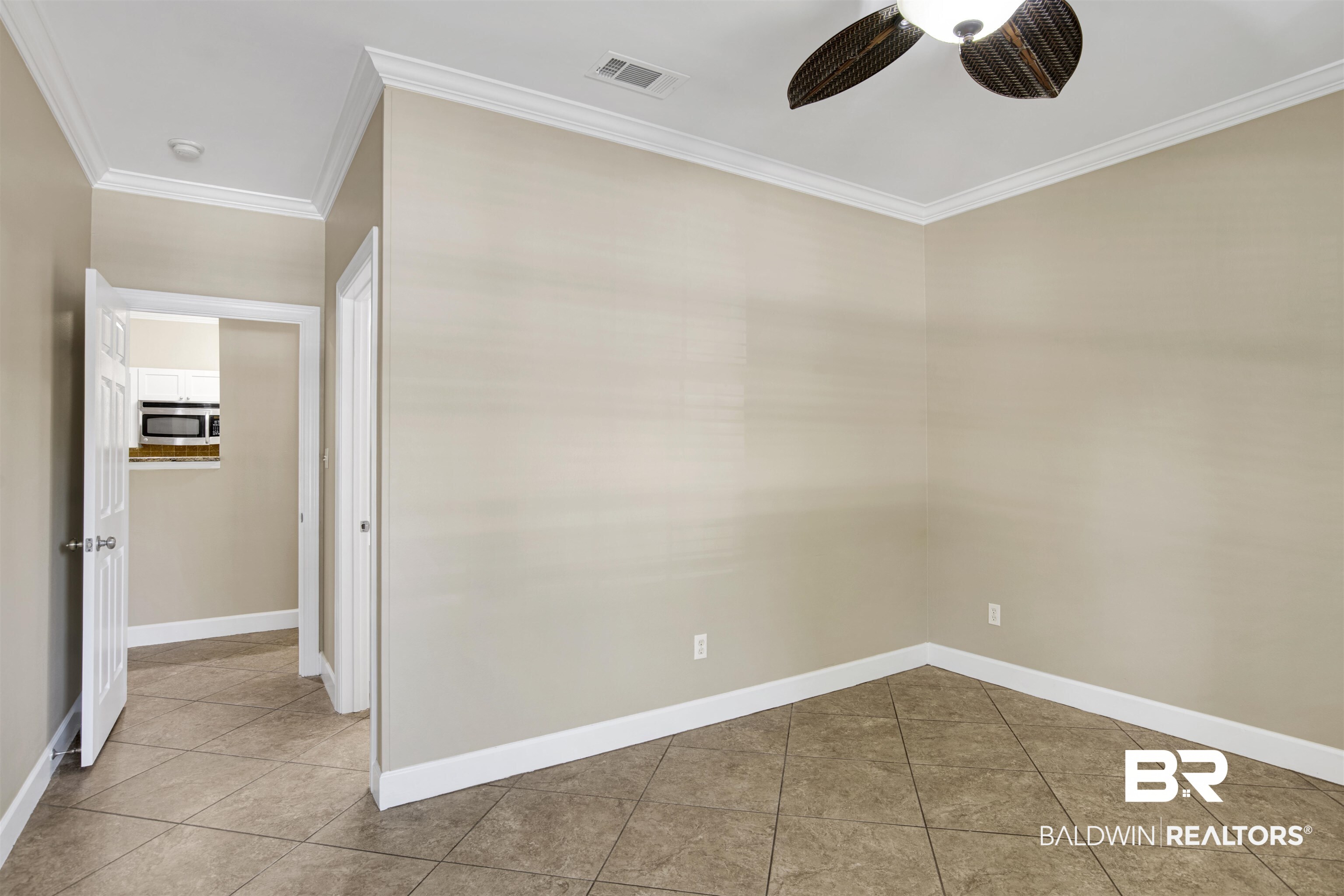 450 Park Avenue # 202