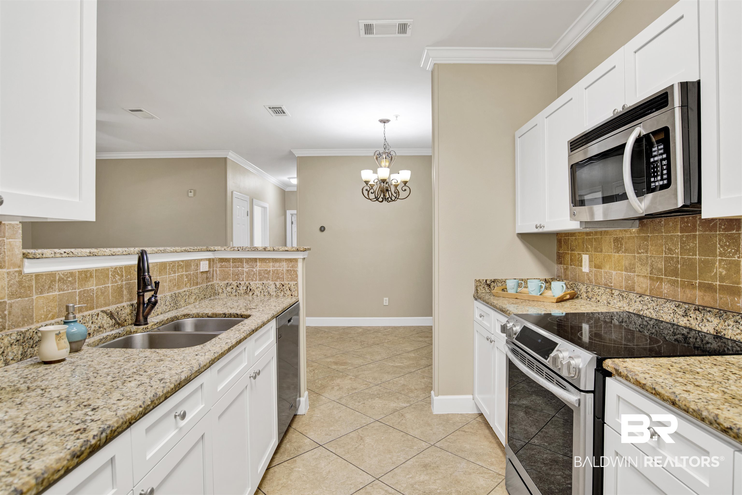 450 Park Avenue # 202