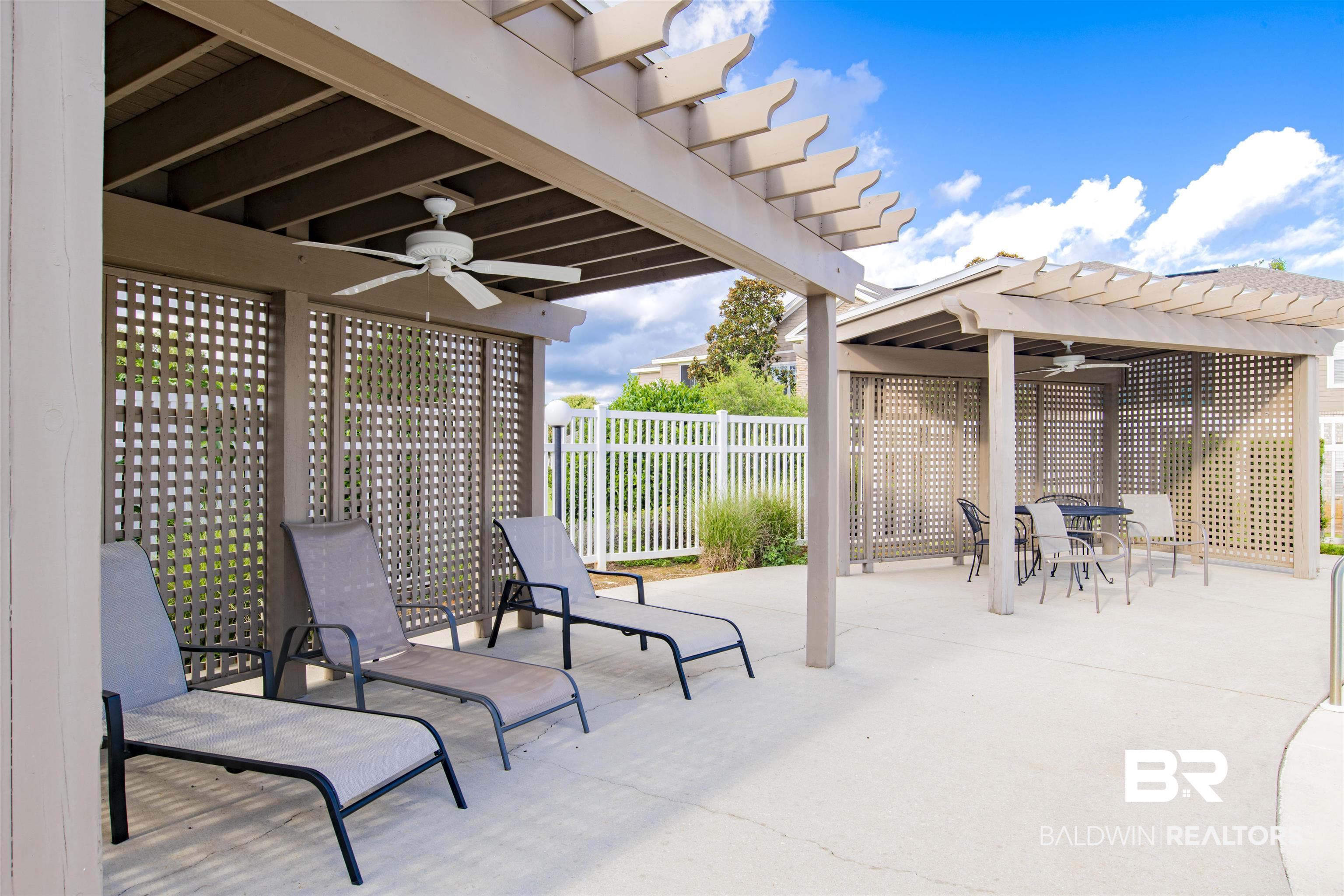 450 Park Avenue # 202