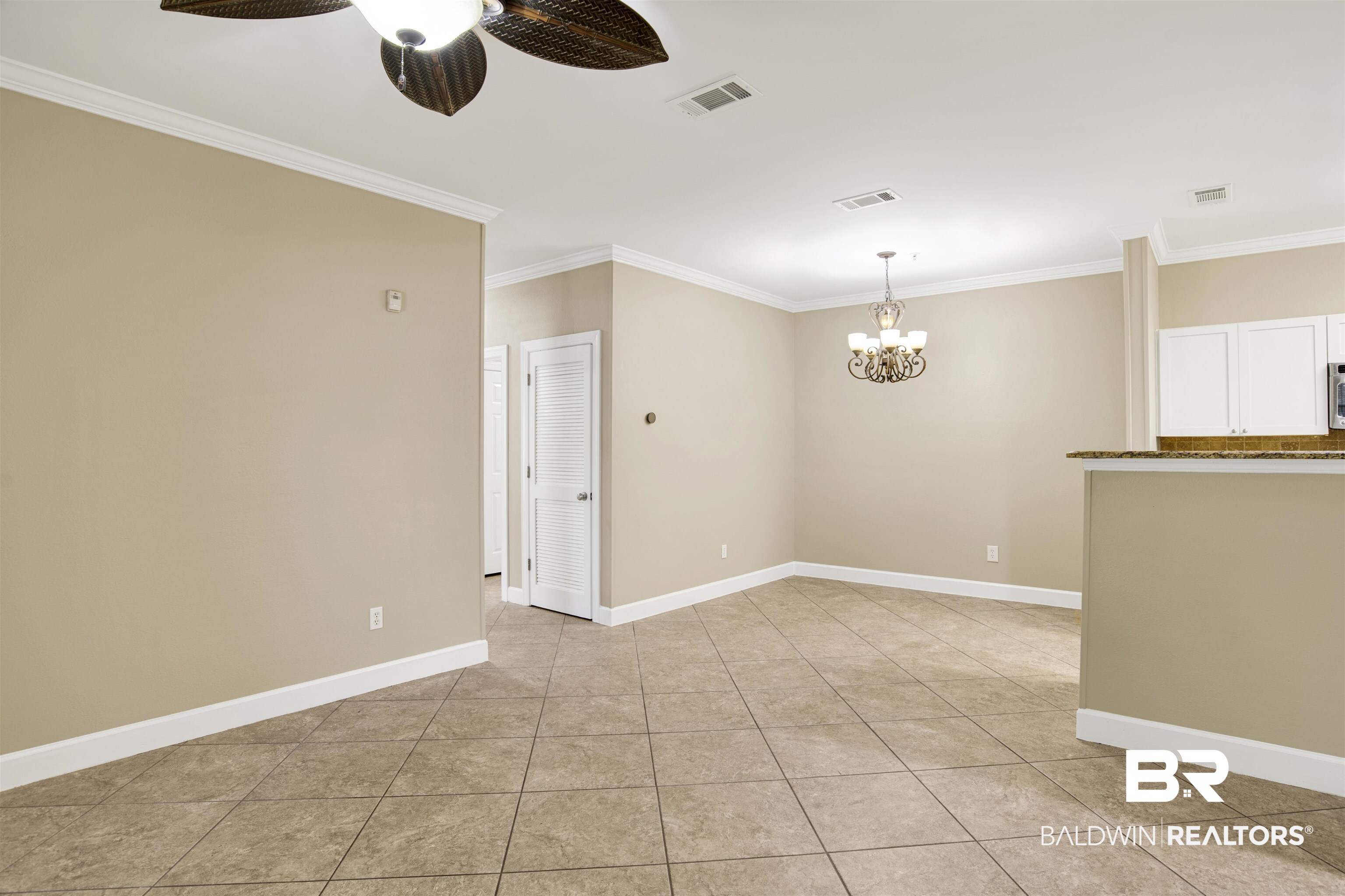 450 Park Avenue # 202