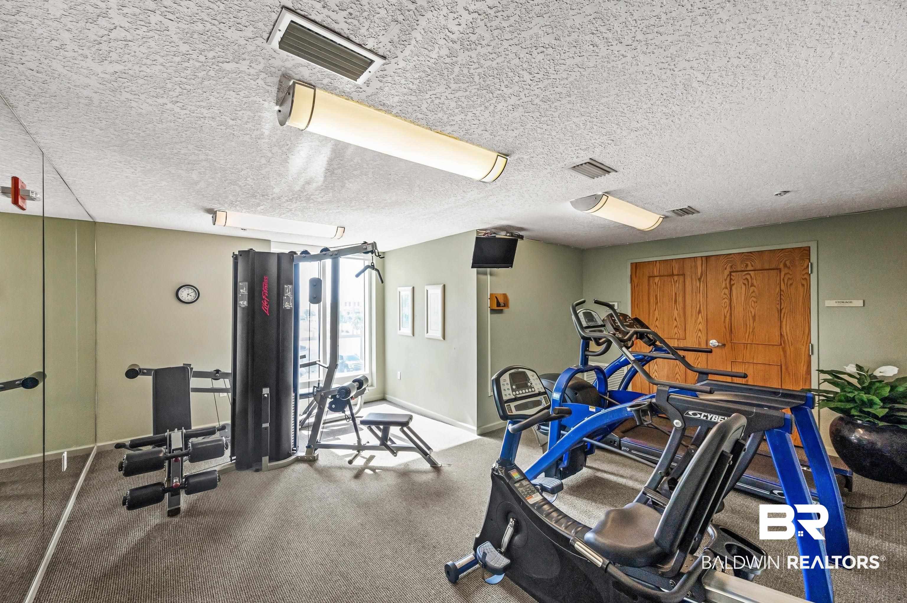 527 E Beach Boulevard # 1501