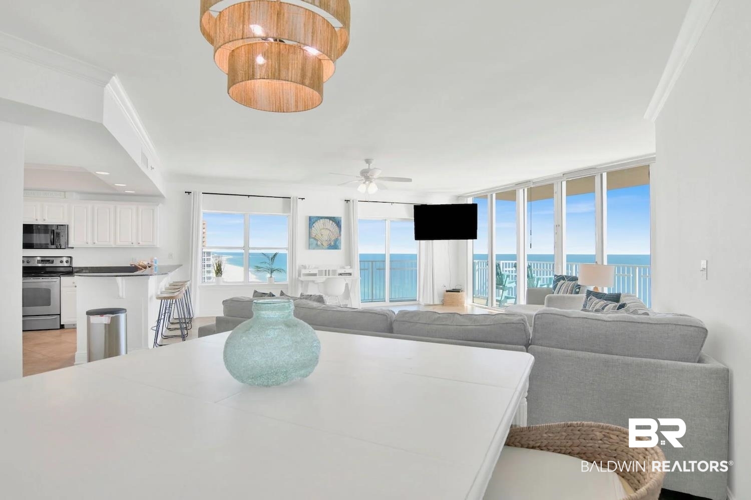 931 W Beach Boulevard # 1401