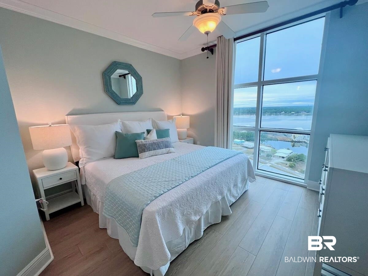 931 W Beach Boulevard # 1401