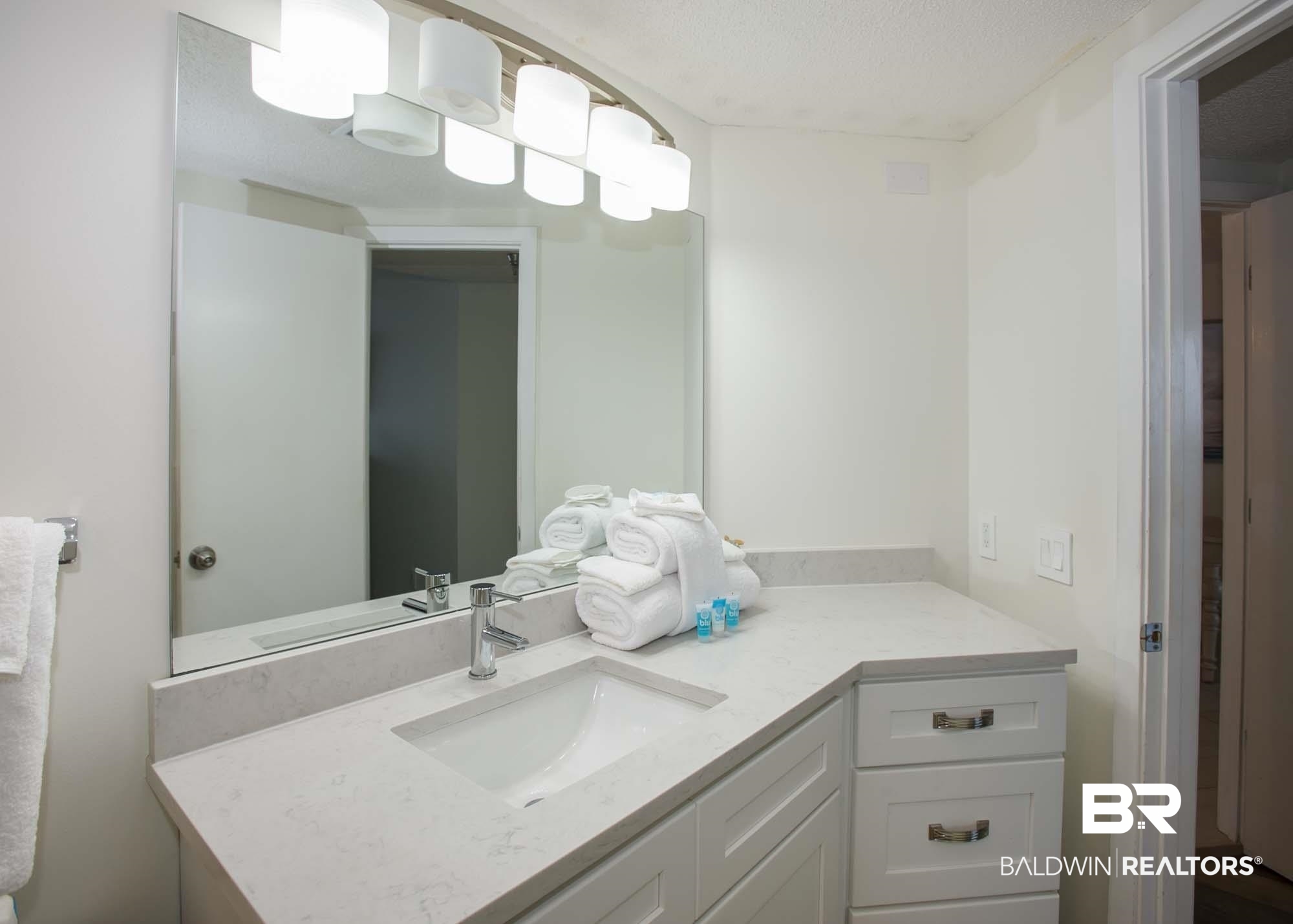 24950 Perdido Beach Boulevard # 905
