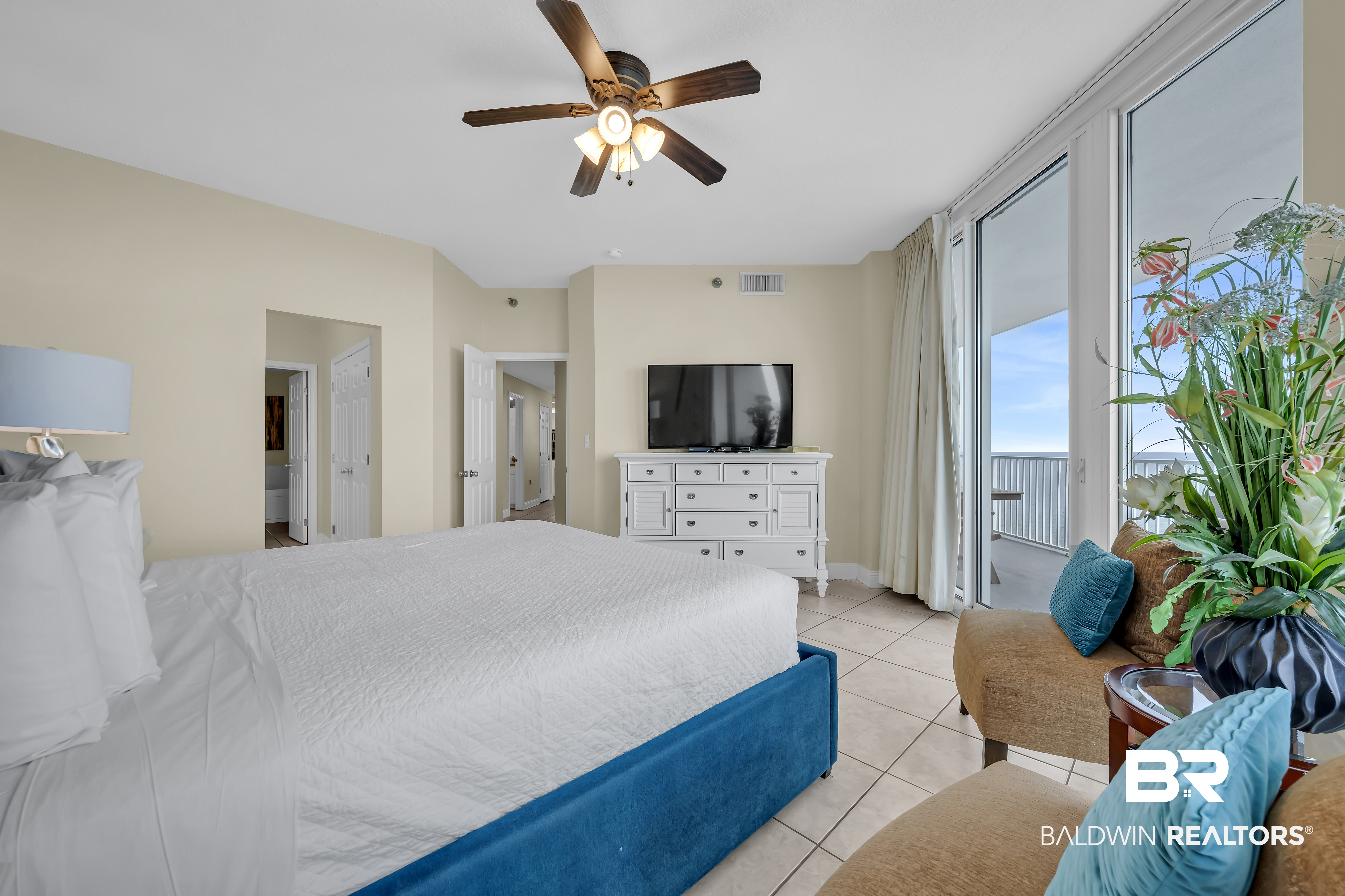 455 E Beach Boulevard UNIT 1201