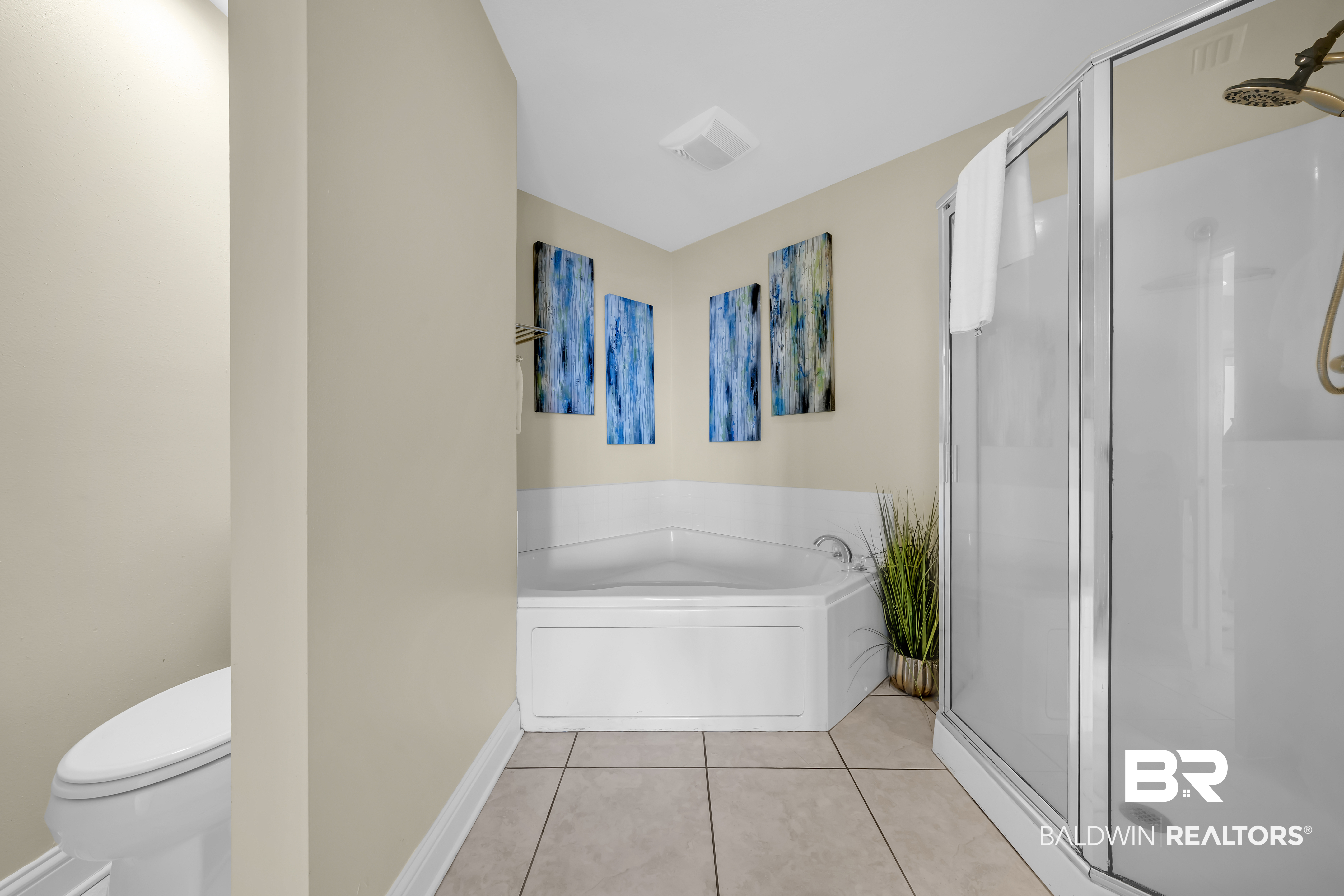 455 E Beach Boulevard UNIT 1201