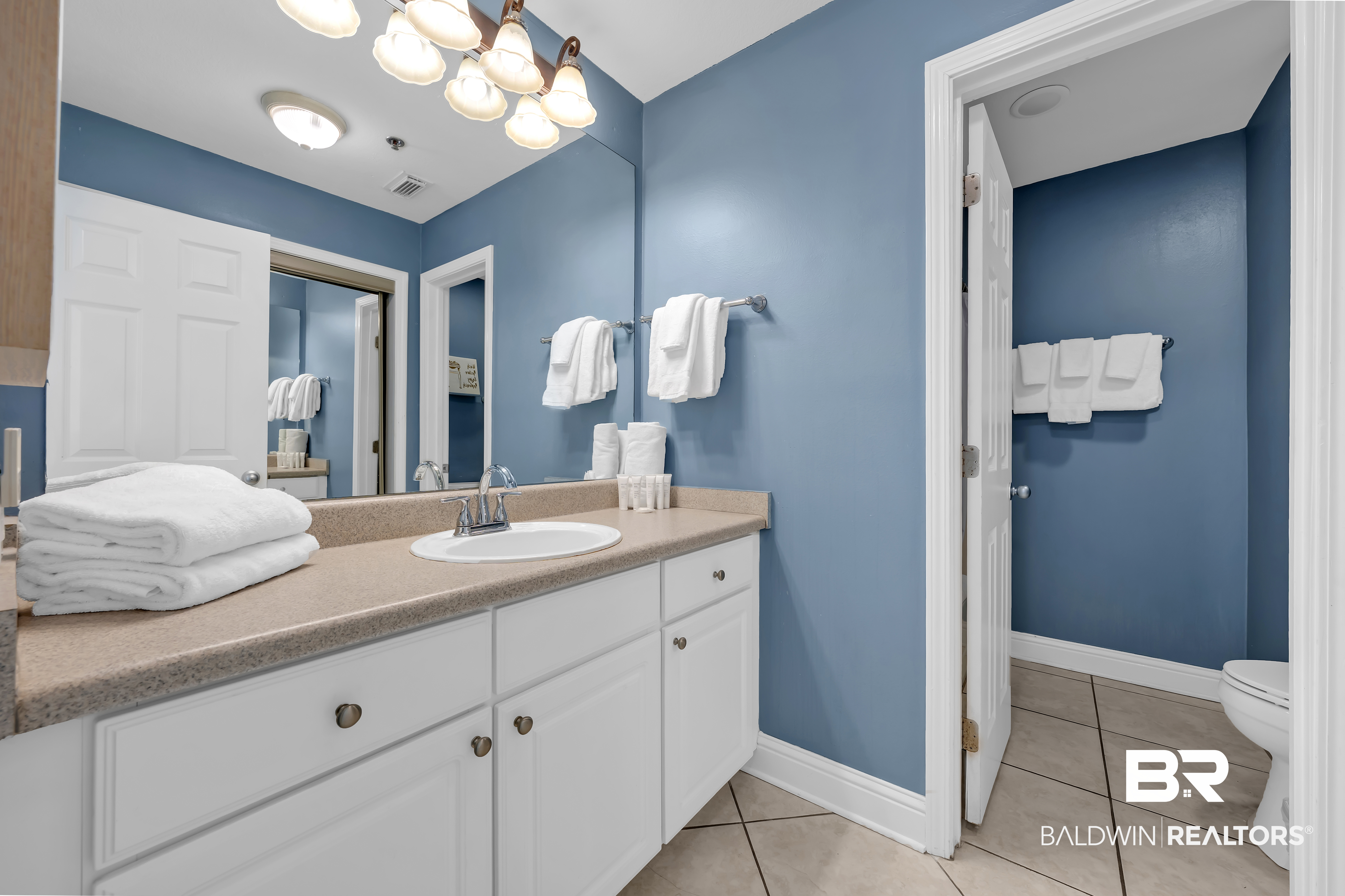 455 E Beach Boulevard UNIT 1201