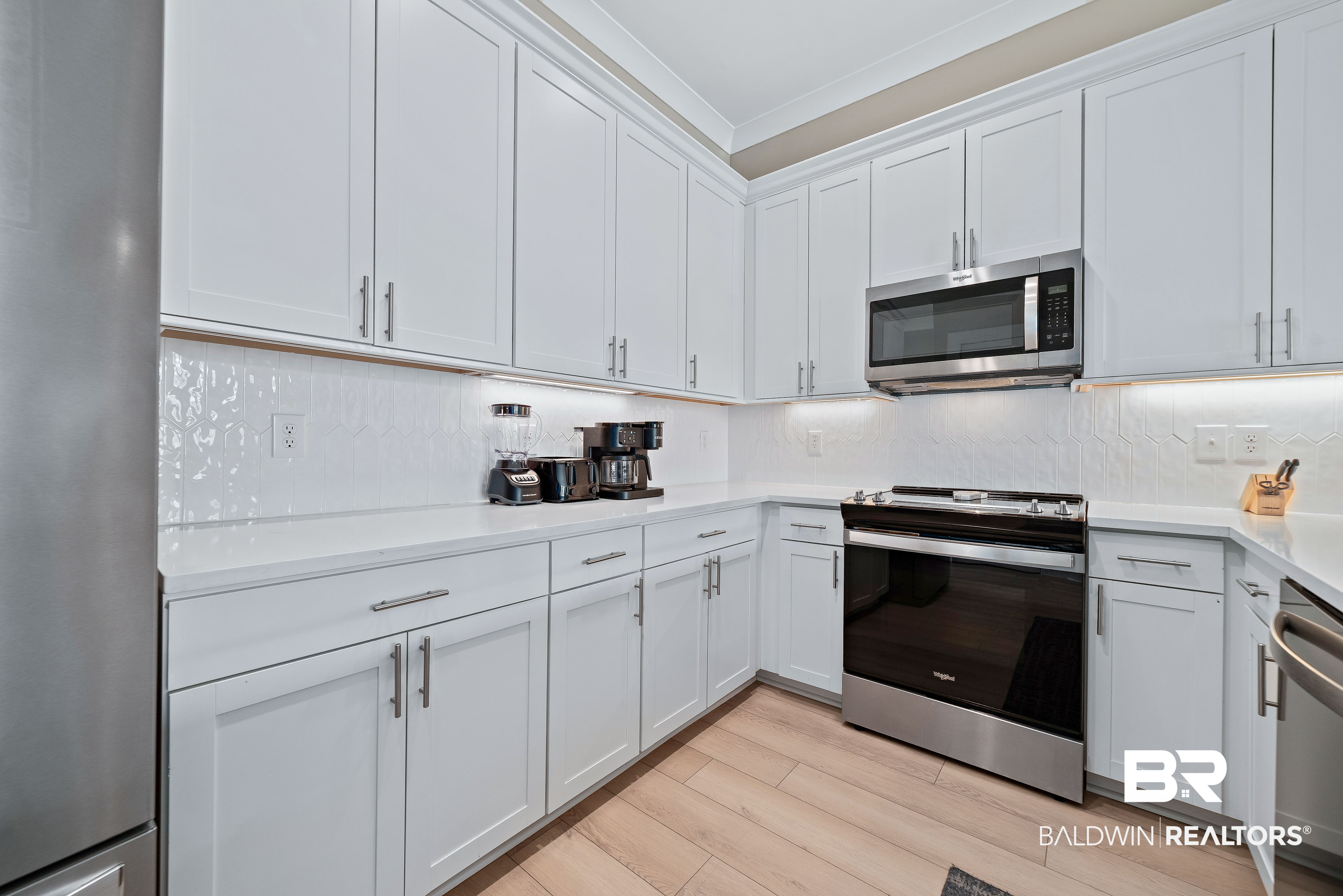 951 W Lagoon Avenue UNIT M