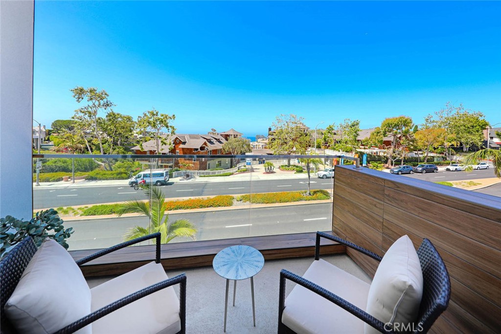 3918 E Coast Highway