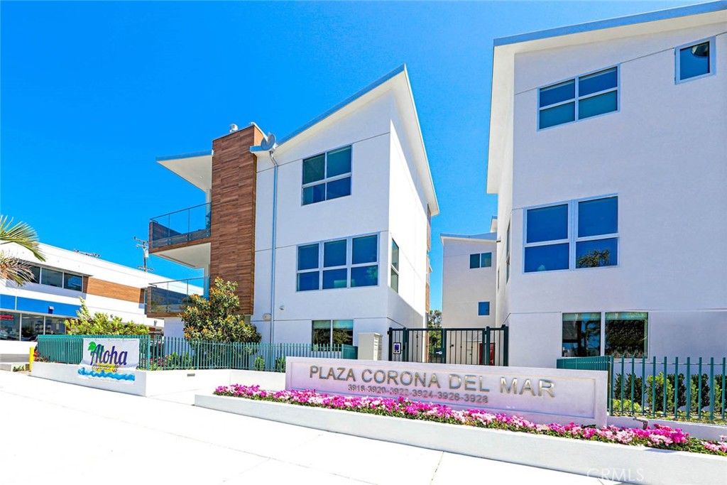 3918 E Coast Highway