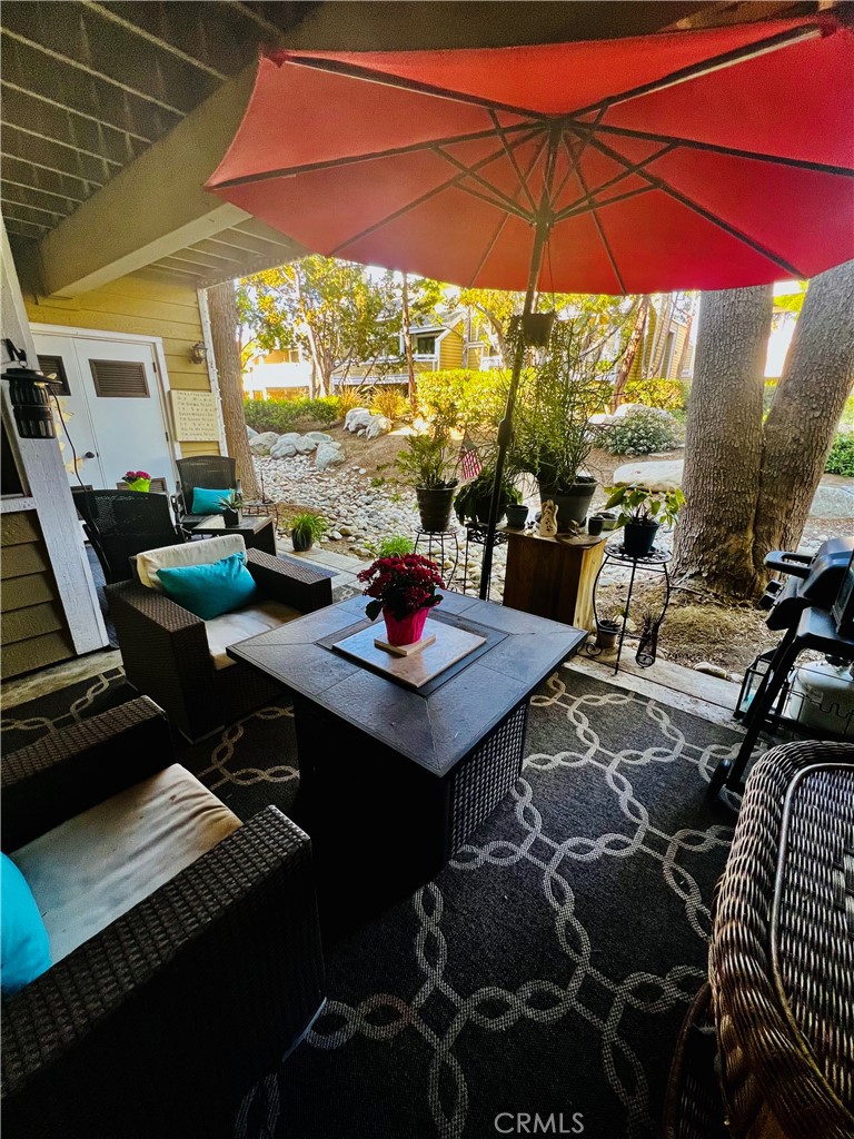 3710 S Bear Street 90