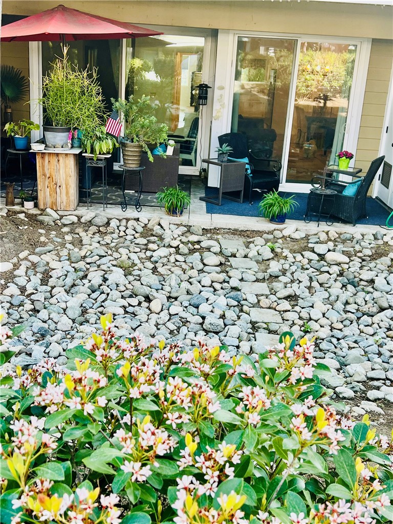 3710 S Bear Street 90