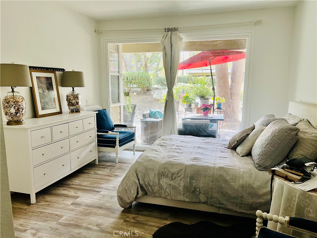 3710 S Bear Street 90