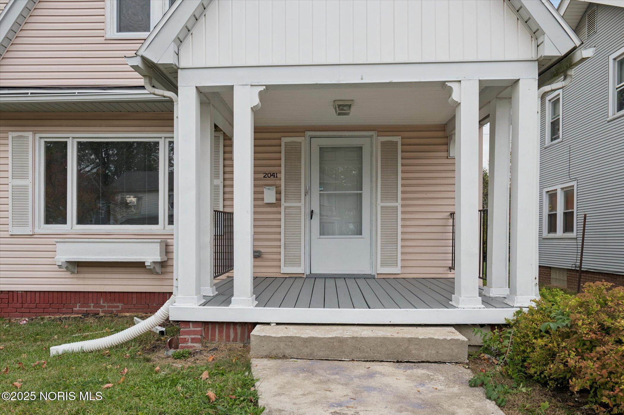 2041 Perth Street