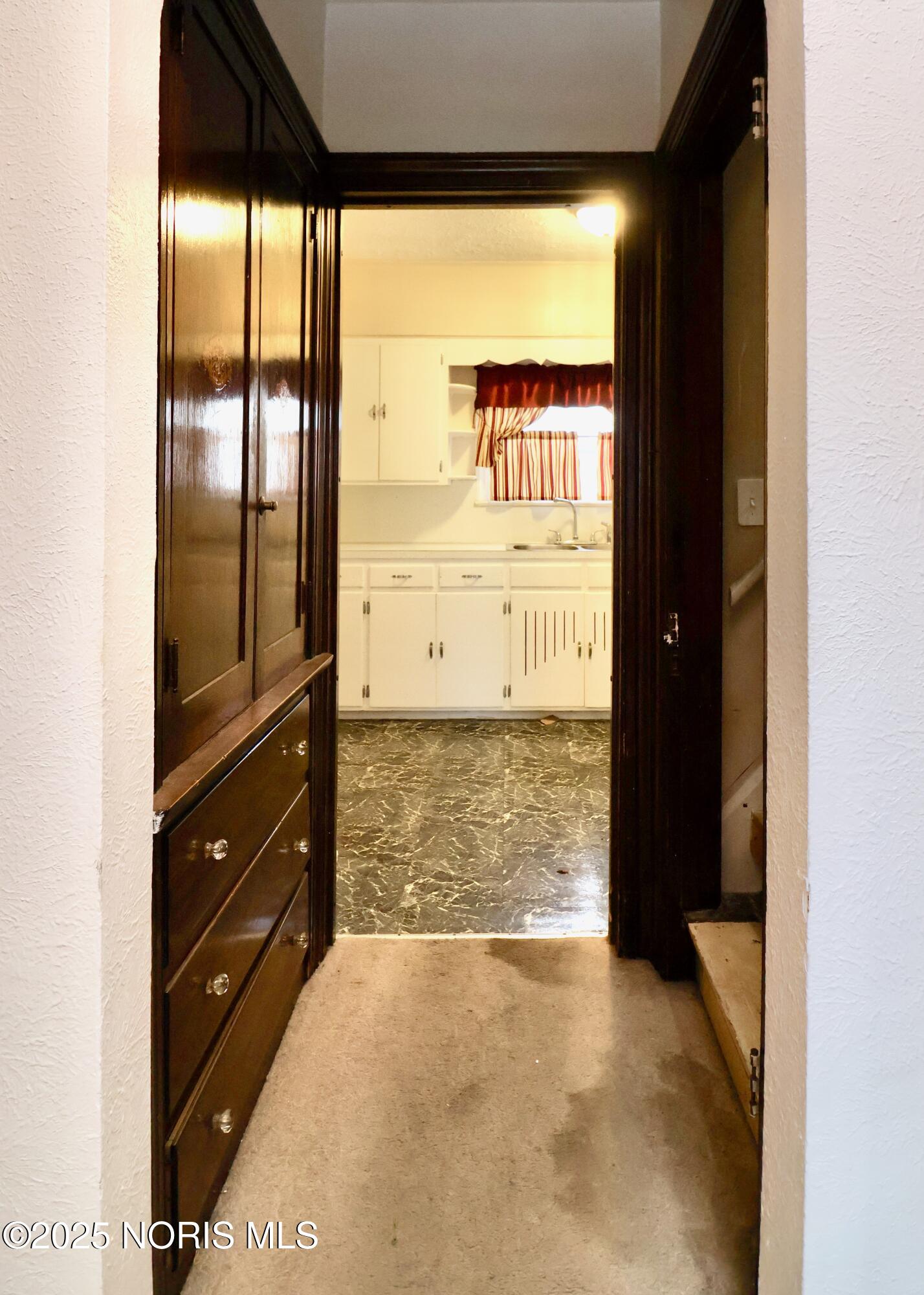 3334 Thelma Drive